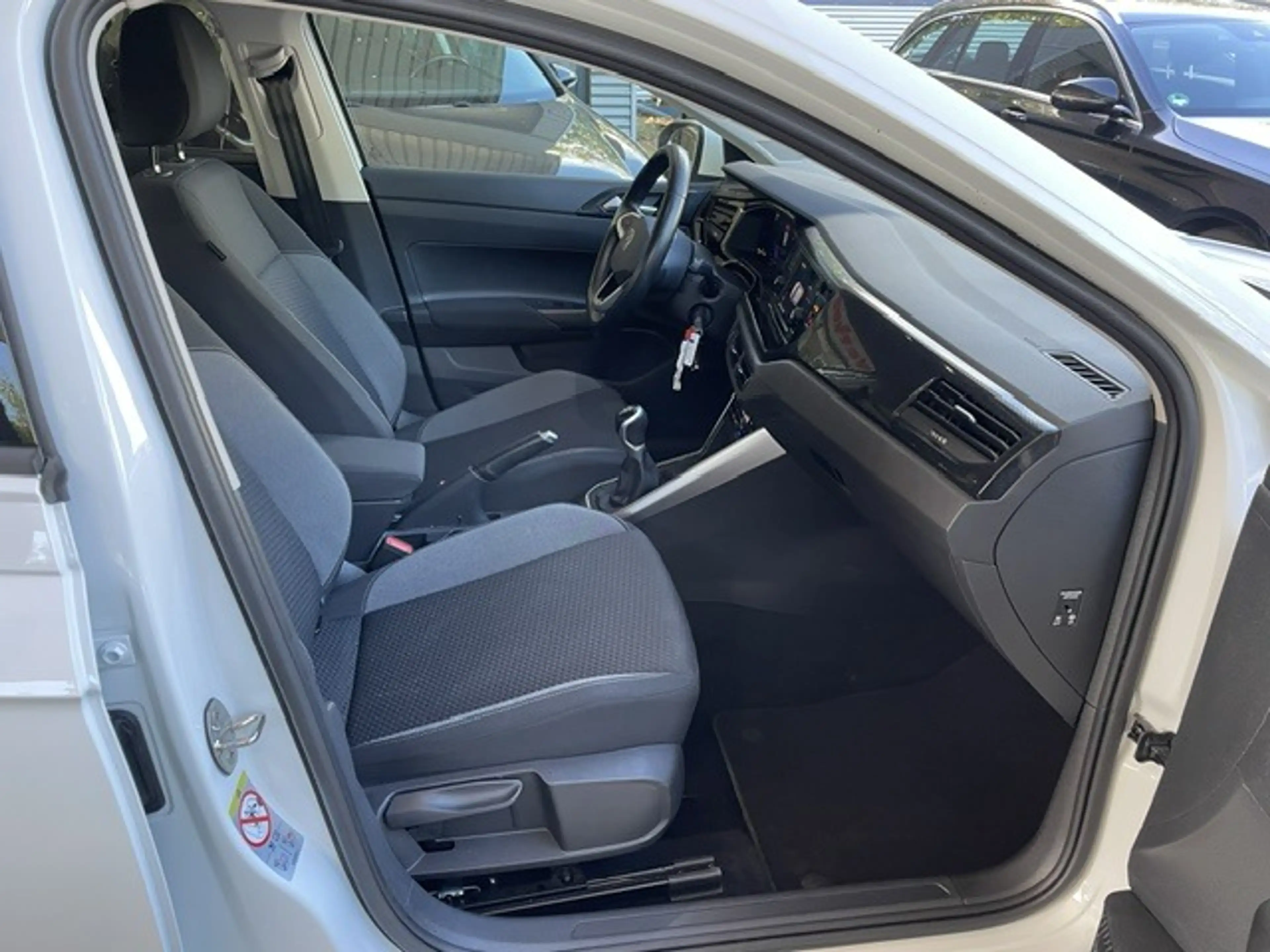 Volkswagen Taigo Life 1,0 TSI*DAB+*Carplay*Spur*PDC*SHZ*Alu — photo 9