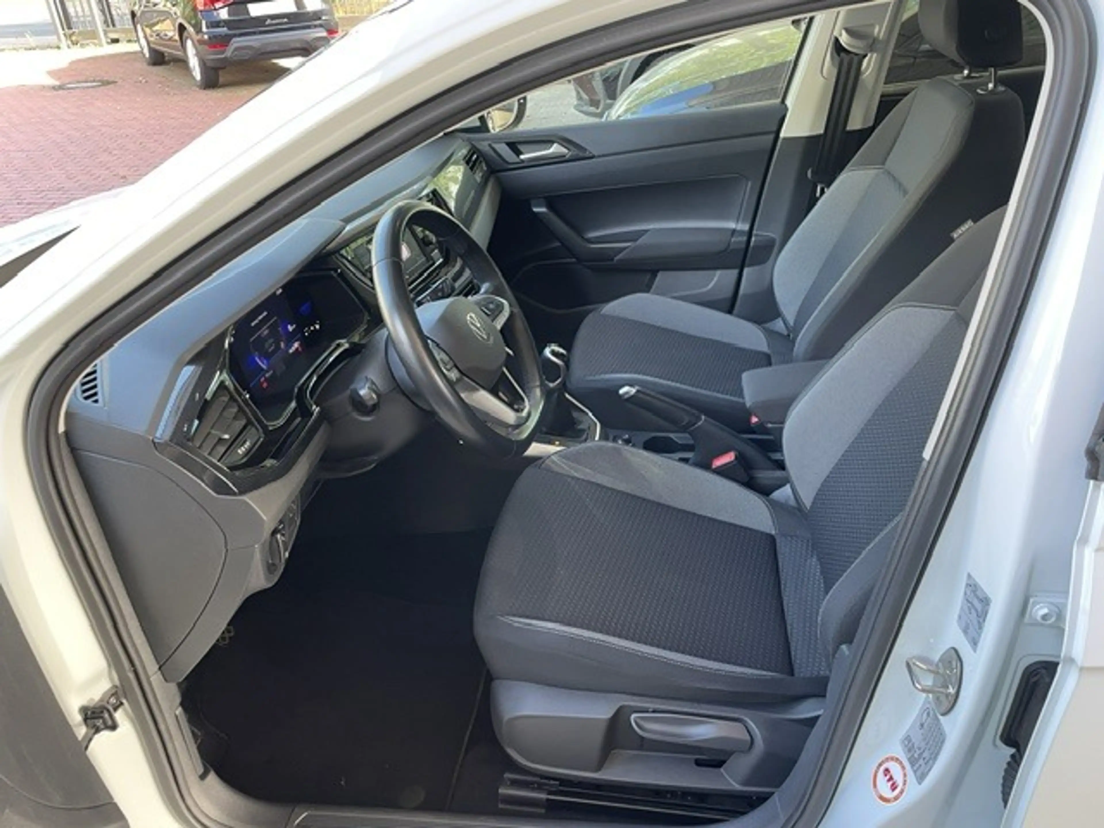 Volkswagen Taigo Life 1,0 TSI*DAB+*Carplay*Spur*PDC*SHZ*Alu — photo 5