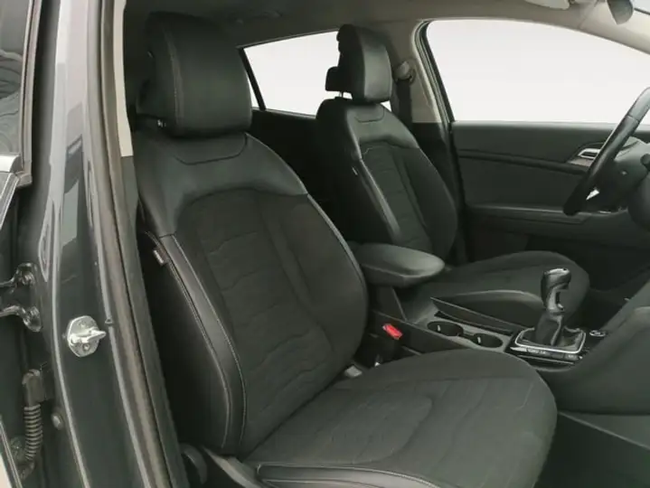 Kia Sportage 2023, foto 8