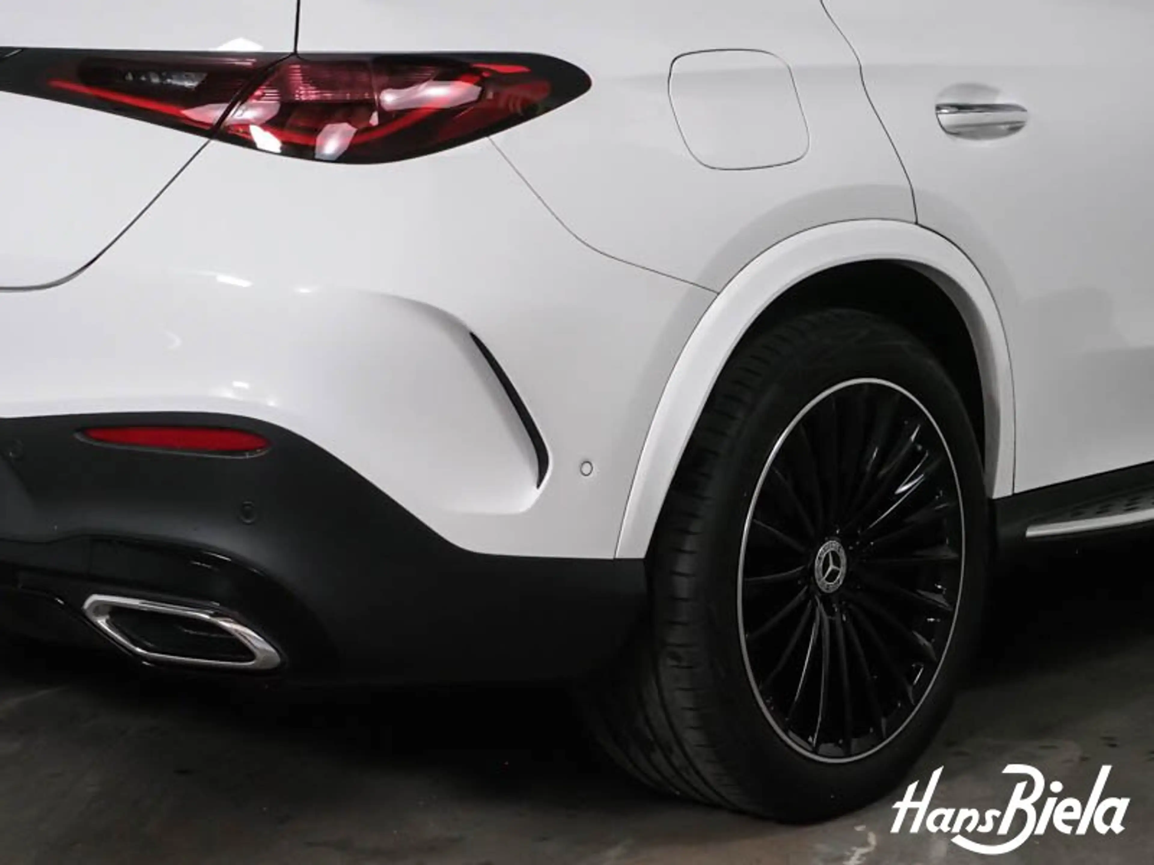 Mercedes-Benz GLC 300 GLC 300 4M Coupe AMG/Prem+/Night/20"/Pan/AHK/HUD — photo 4