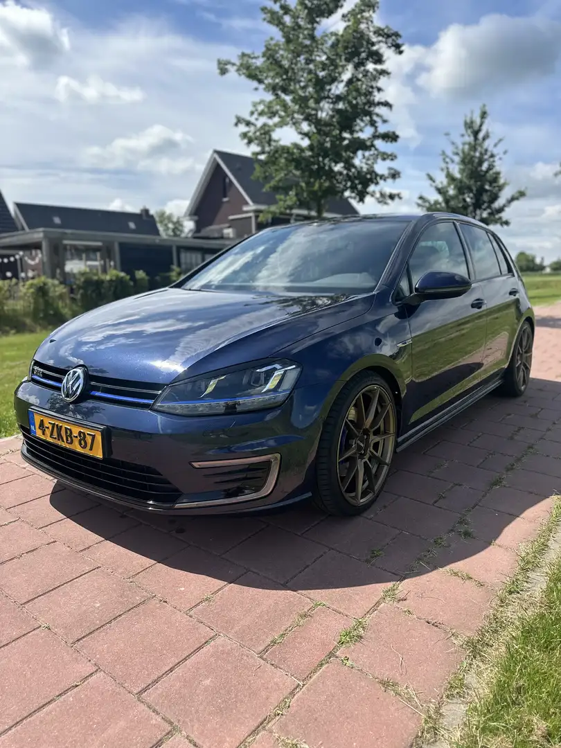 Volkswagen Golf 1.4 TSI GTE Blauw - 2