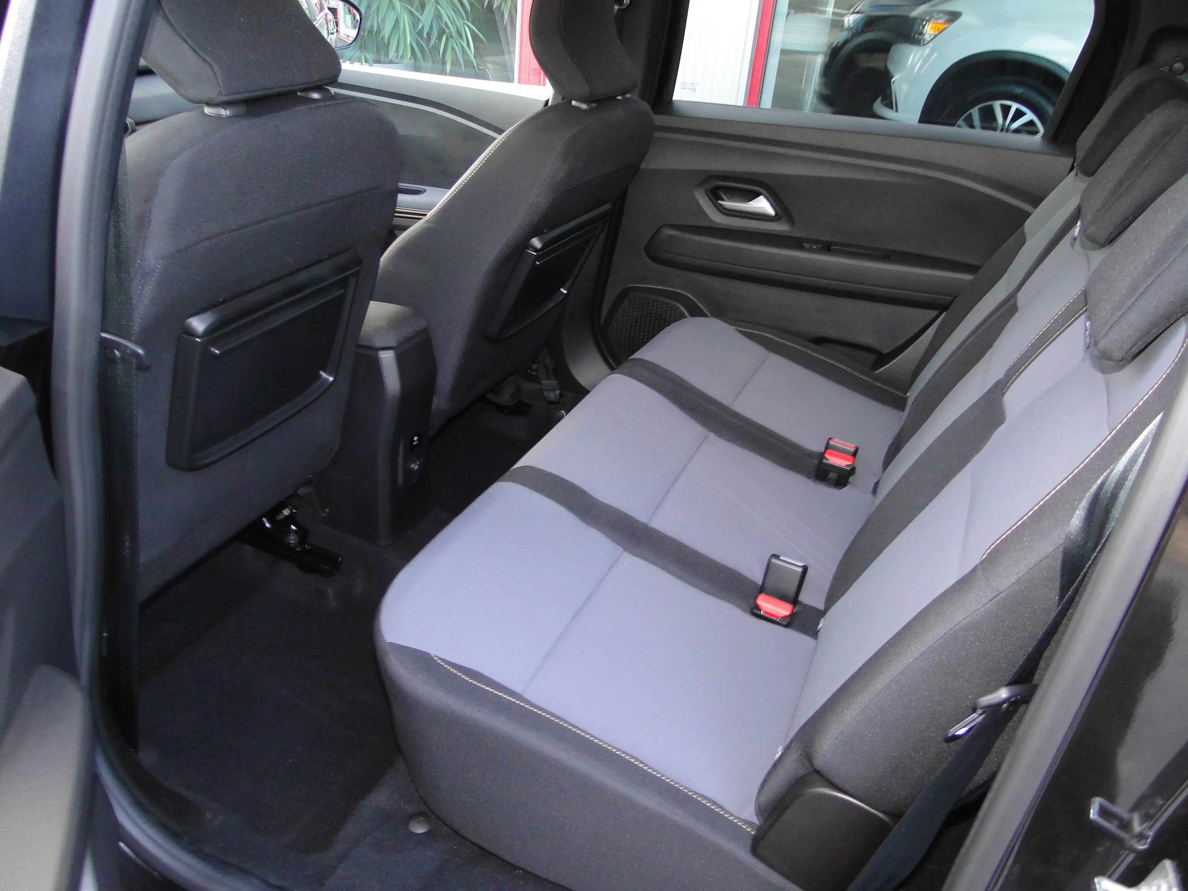 Dacia Jogger Jogger 1.0 TCe Extreme 7pl. — photo 9