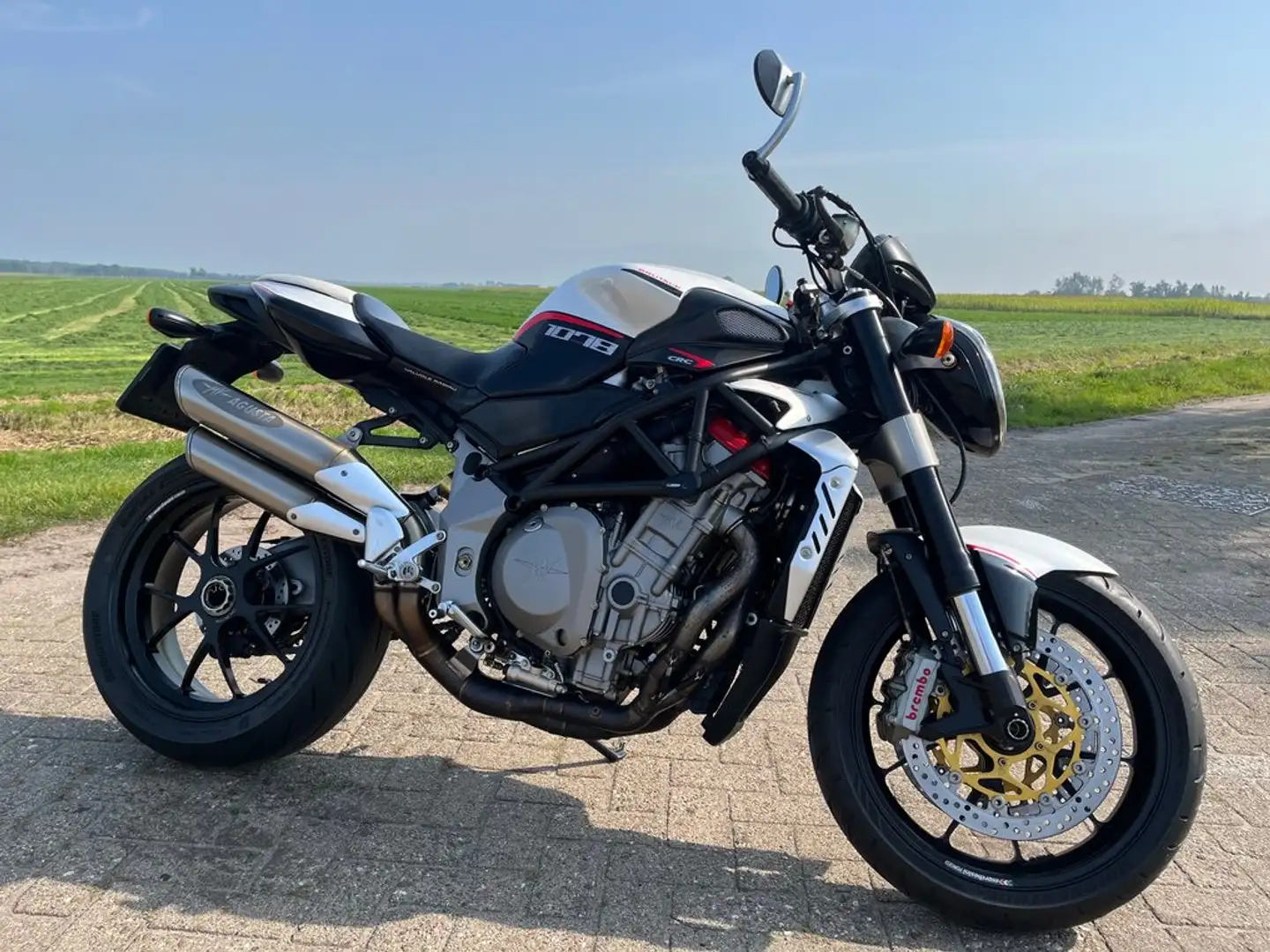 MV Agusta Brutale 1078 Bianco - 2