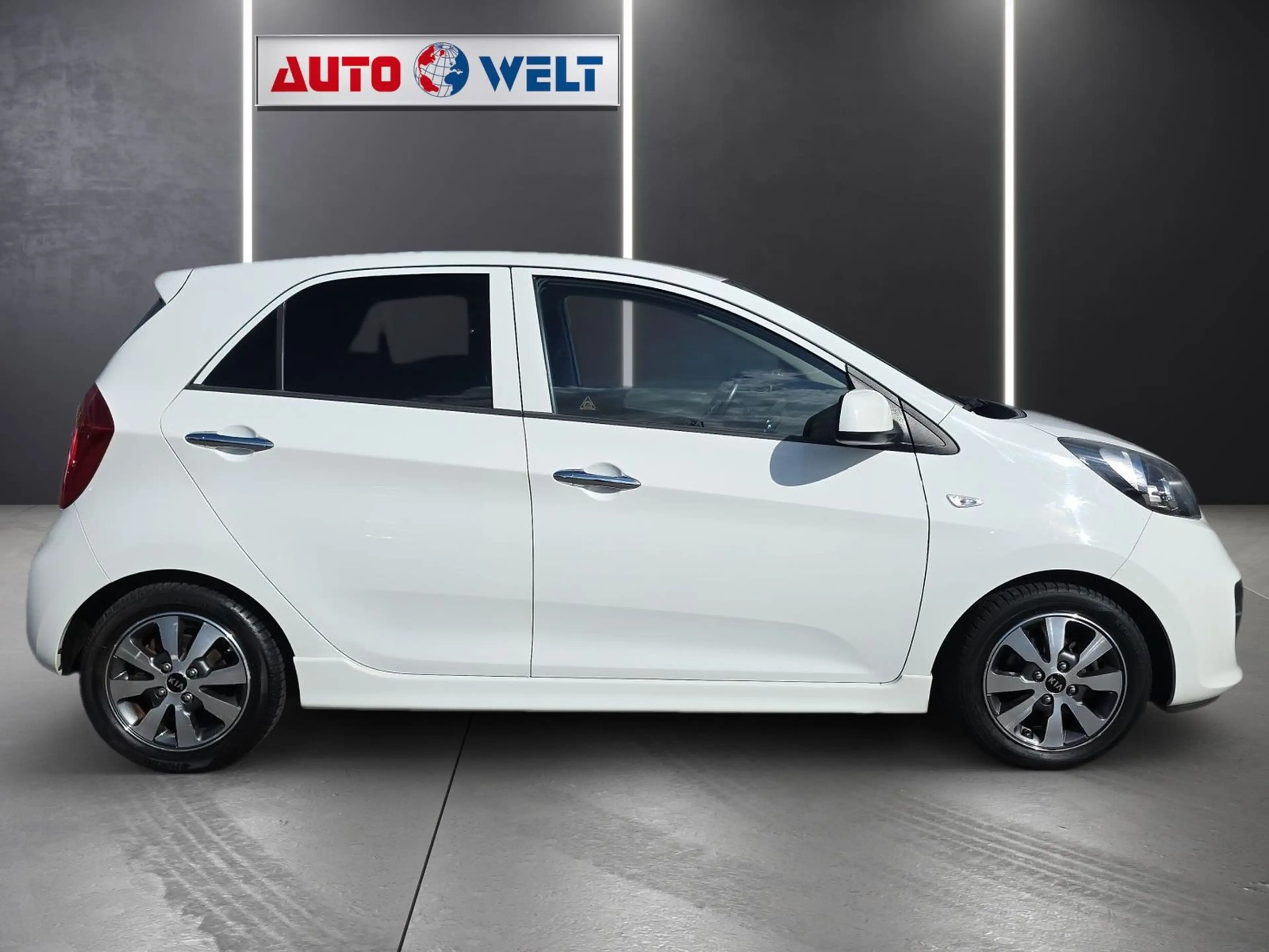 Kia Picanto 1.0 Edition 7 PDC Bluetooth Sitzheizung — photo 3