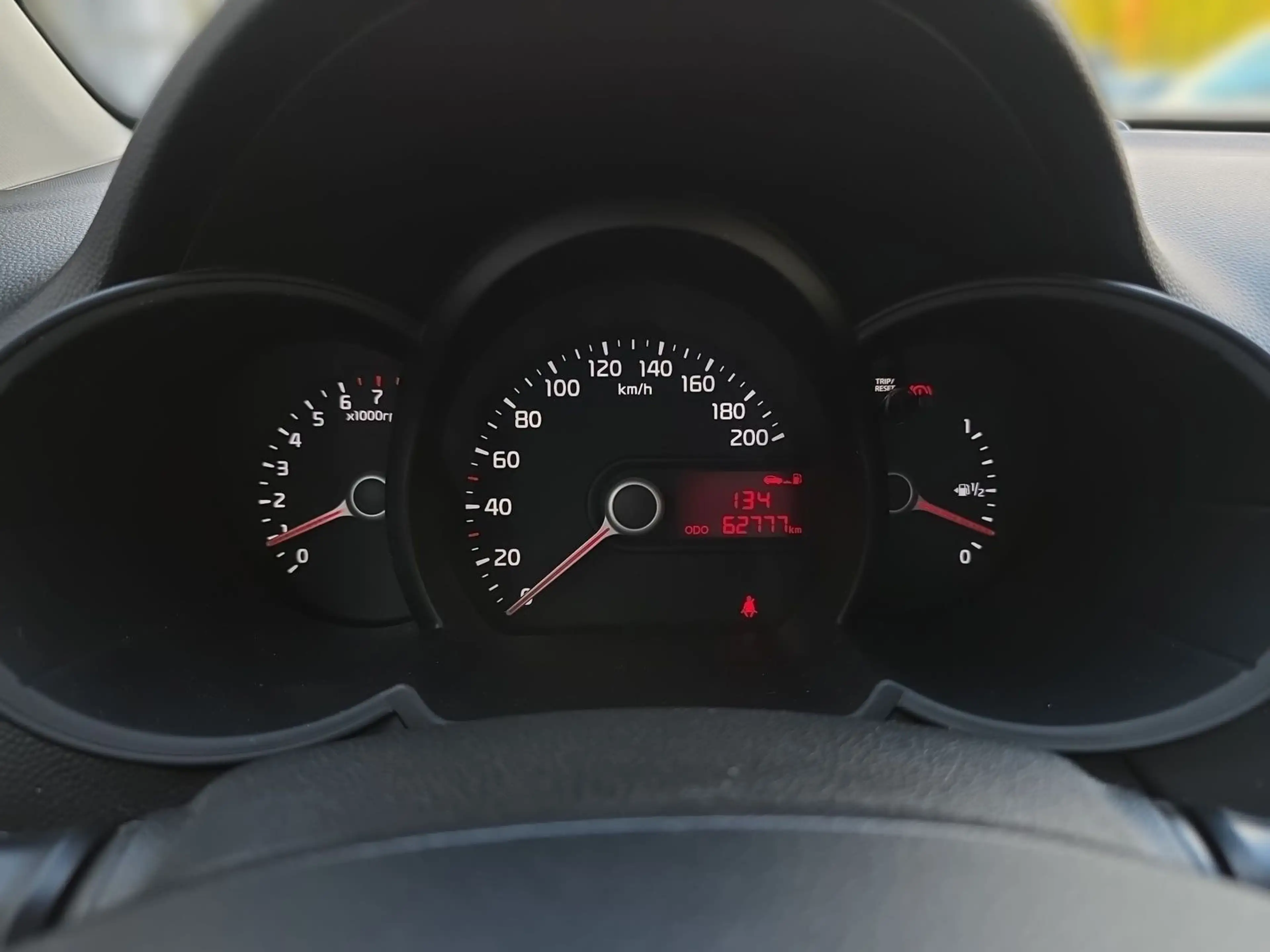 Kia Picanto 1.0 Edition 7 PDC Bluetooth Sitzheizung — photo 11