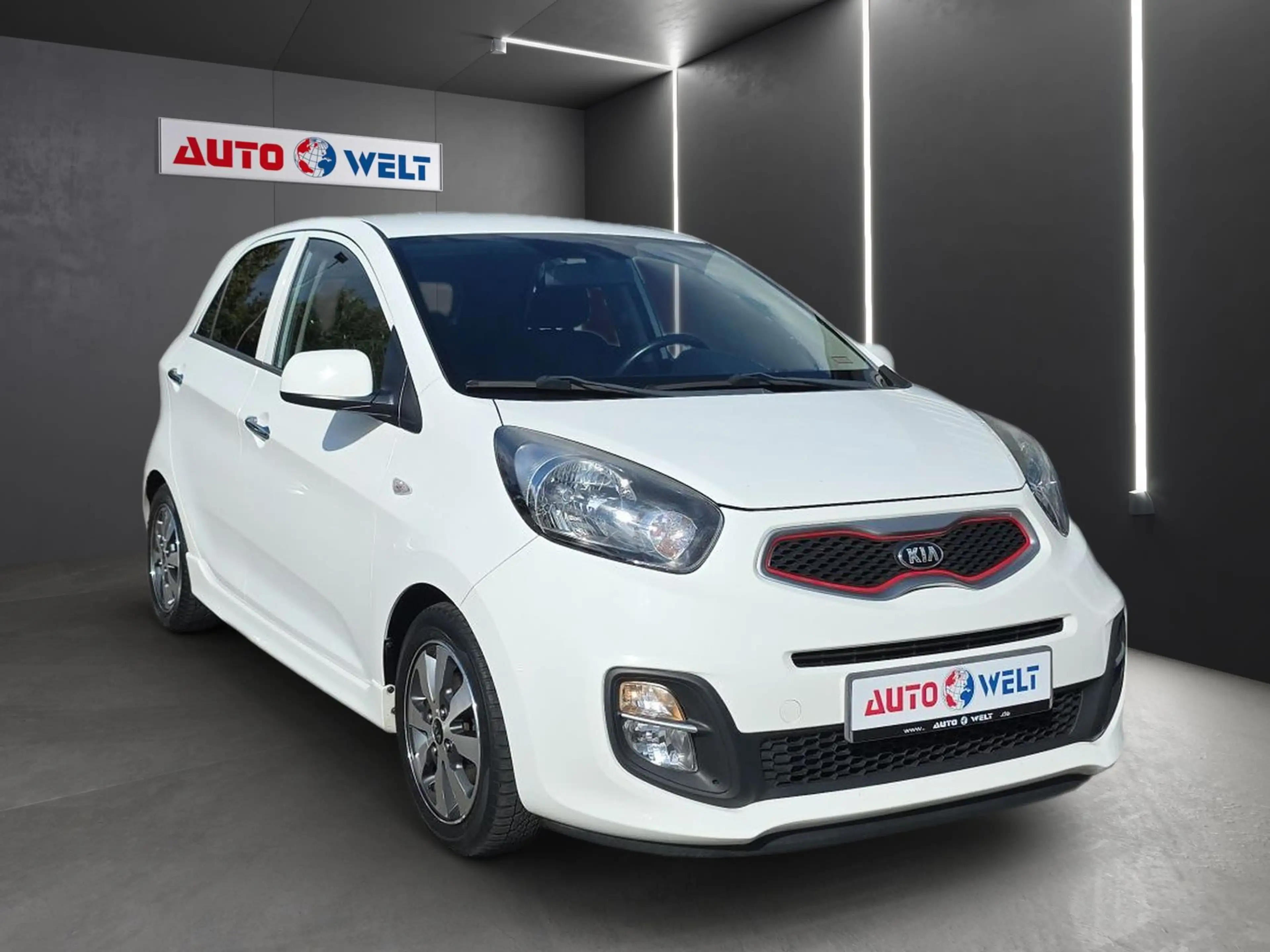 Kia Picanto 1.0 Edition 7 PDC Bluetooth Sitzheizung — photo 2