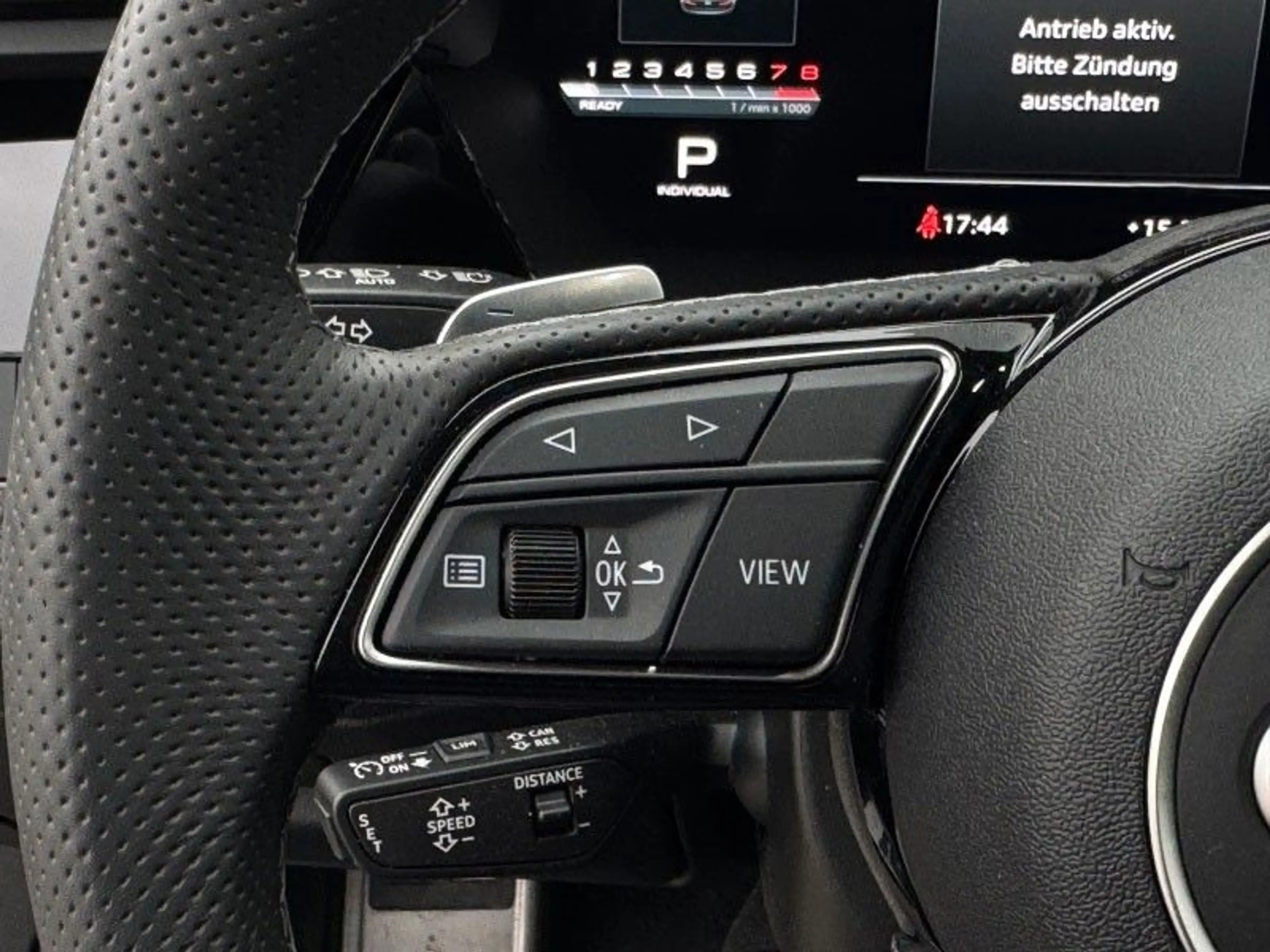 Audi S3 Sportback 2.0 TFSI quattro — photo 13