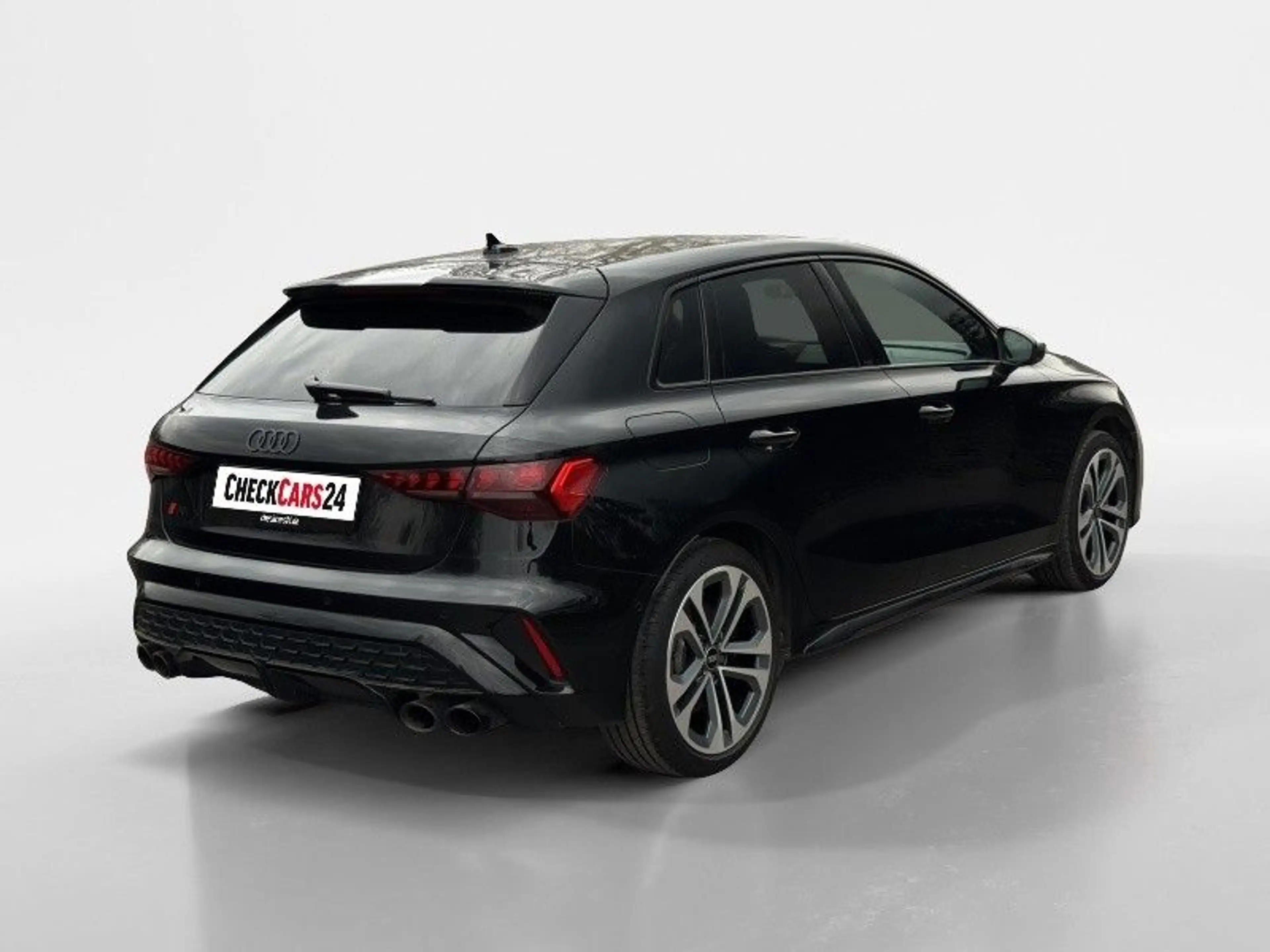 Audi S3 Sportback 2.0 TFSI quattro — photo 7