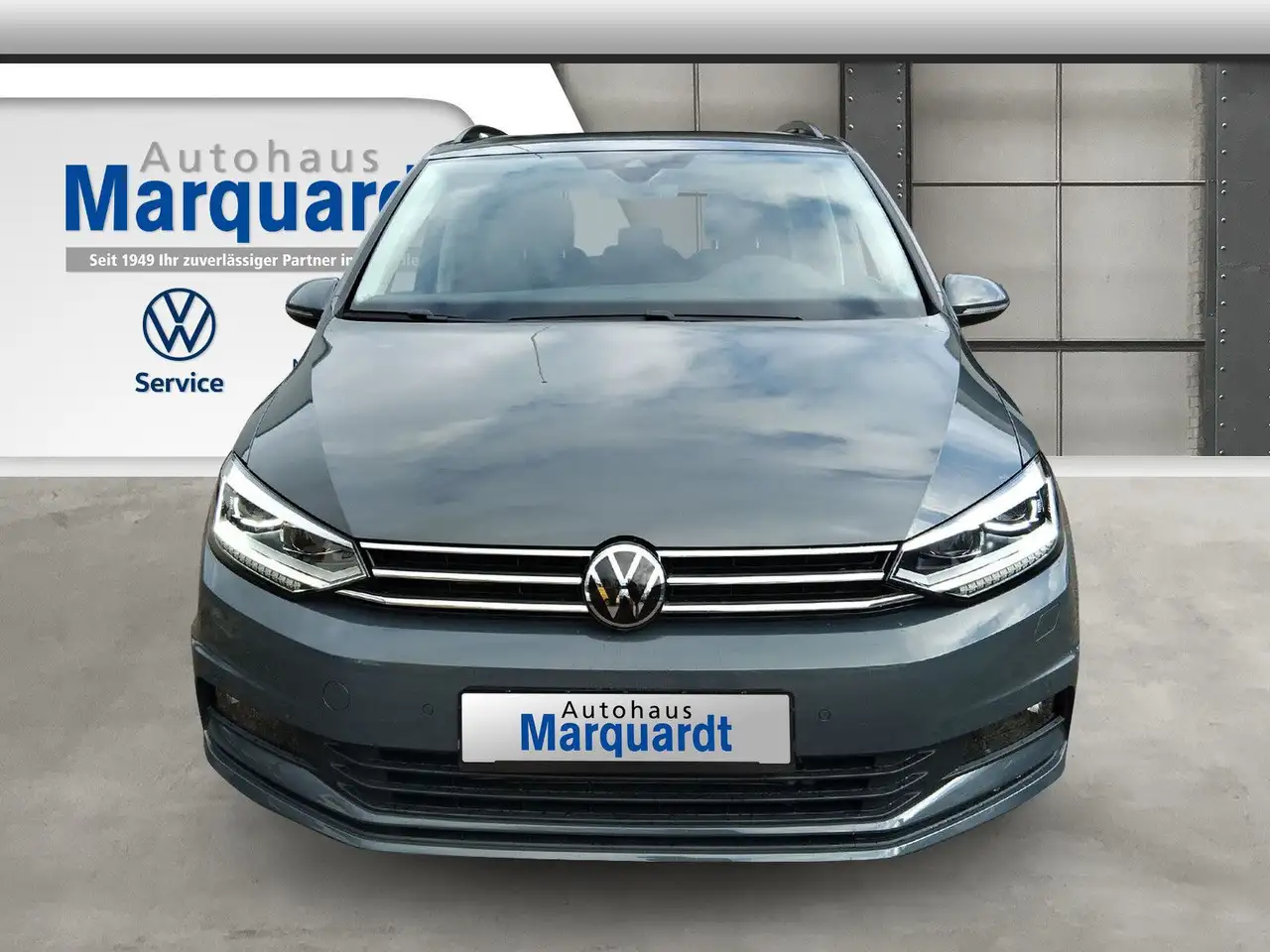 Volkswagen Touran 1.5TSI IQ LED ACC 7Stz Standh Side 17" 4