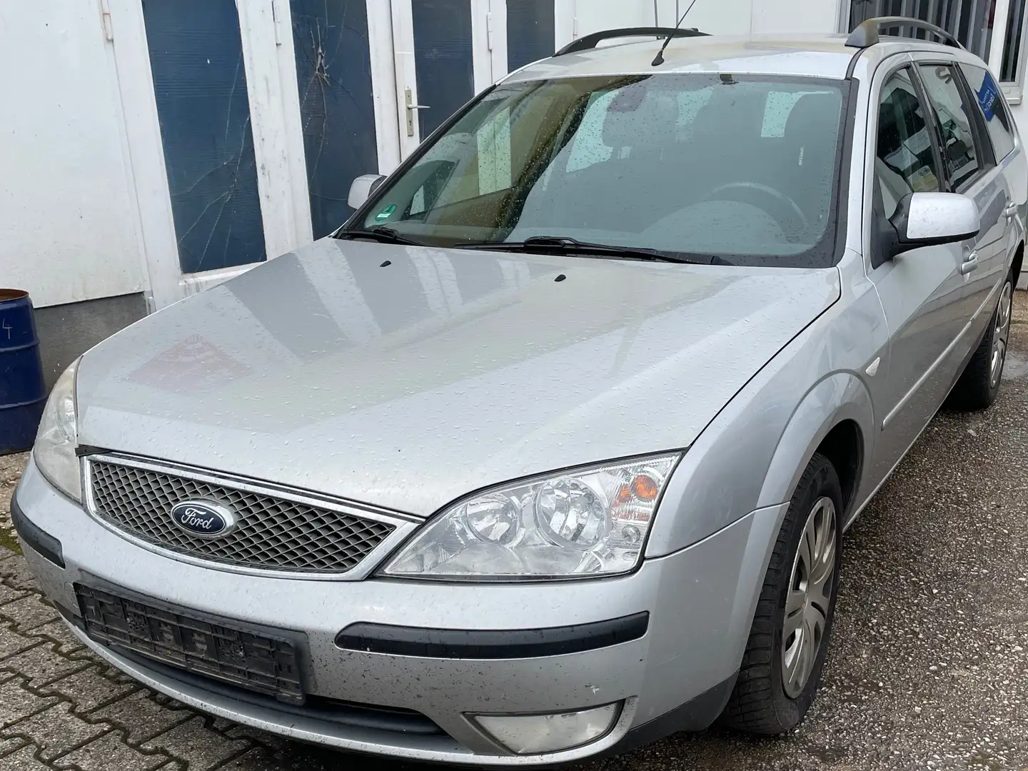 Ford Mondeo Mondeo 2.0 Turnier TDCi Trend Plateado - 1