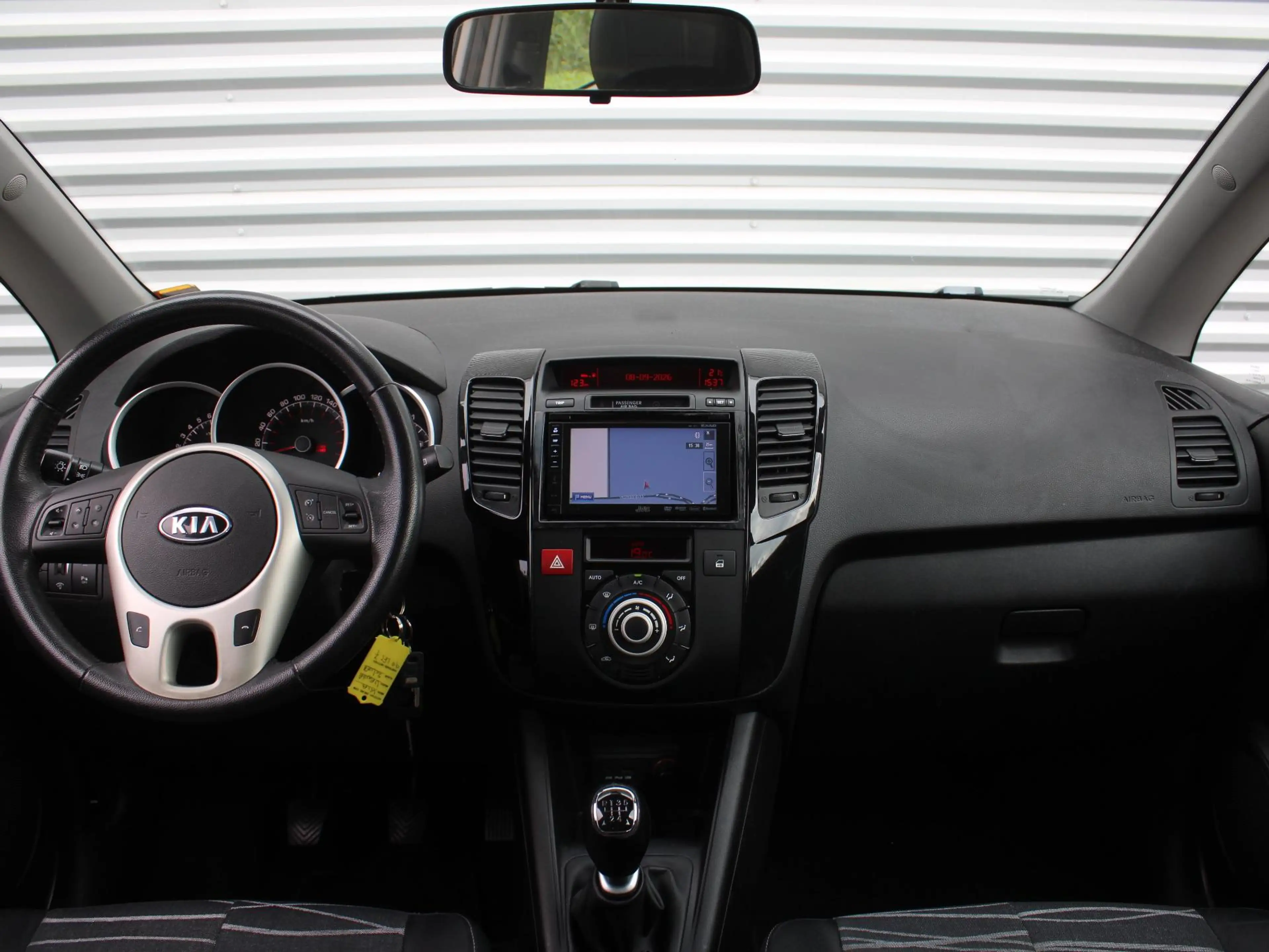 Kia Venga 1.4 CVVT X-ecutive | 16" LM | Airco | Cruise | Nav — photo 8
