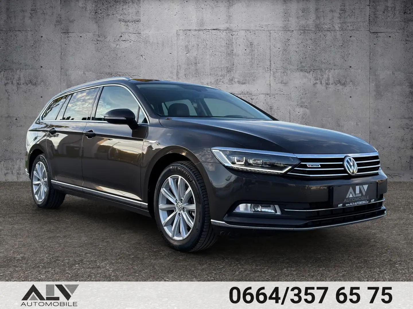 Volkswagen Passat Variant Highline TDI 4Motion DSG Virtual Braun - 1