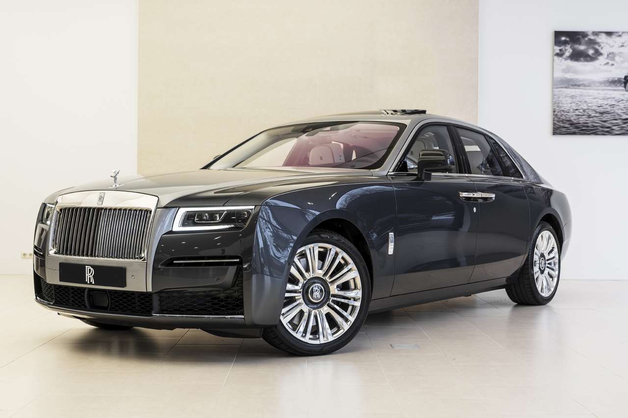 Rolls-Royce Ghost 2 year service & warranty