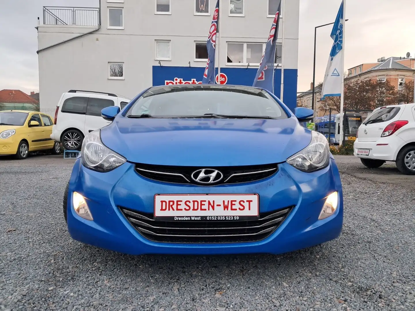 Hyundai ELANTRA Schwarz - 2