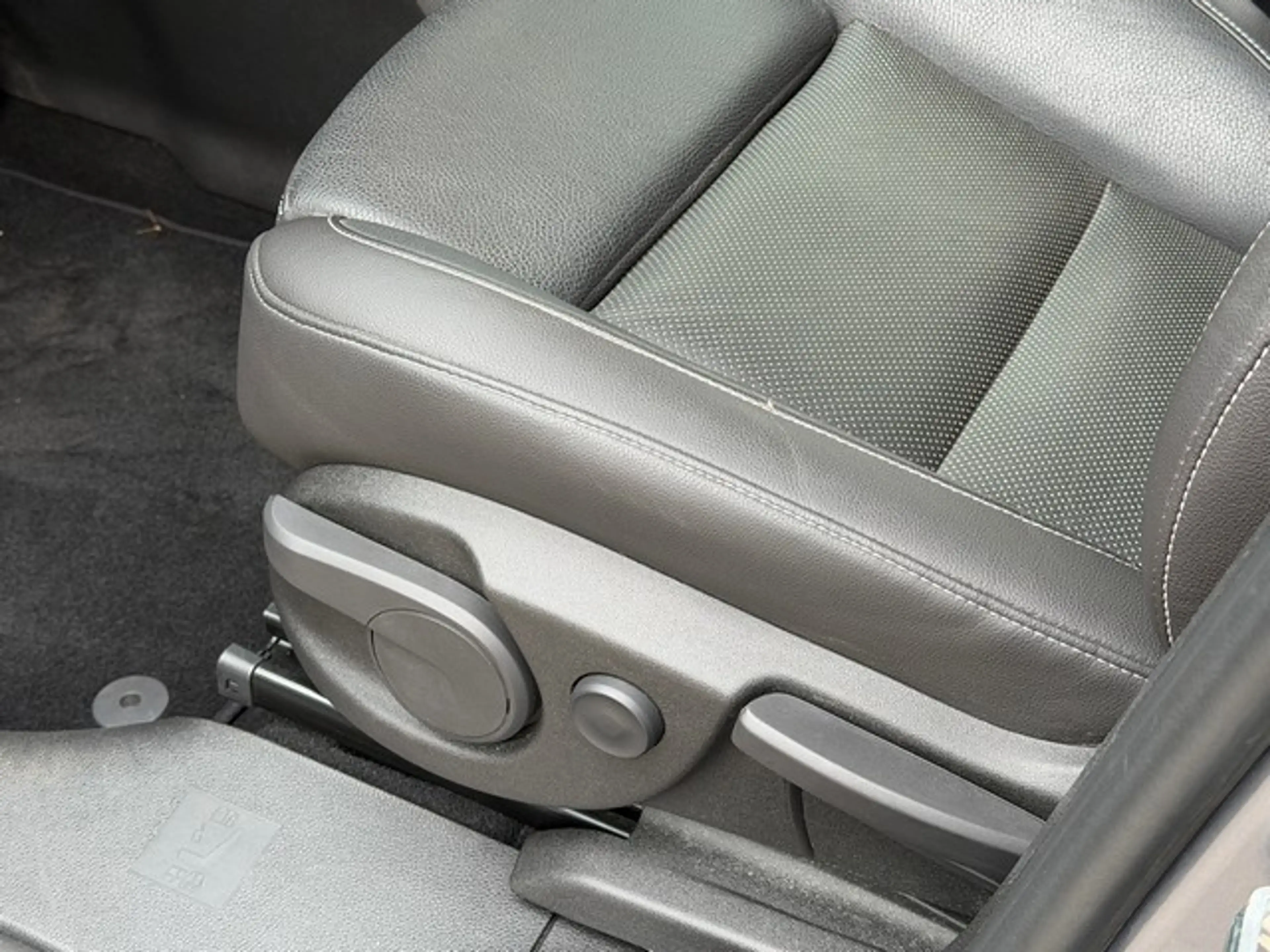 Opel Zafira 1.4 Turbo Executive met Leer, Winterpakket, Navi/C — photo 30
