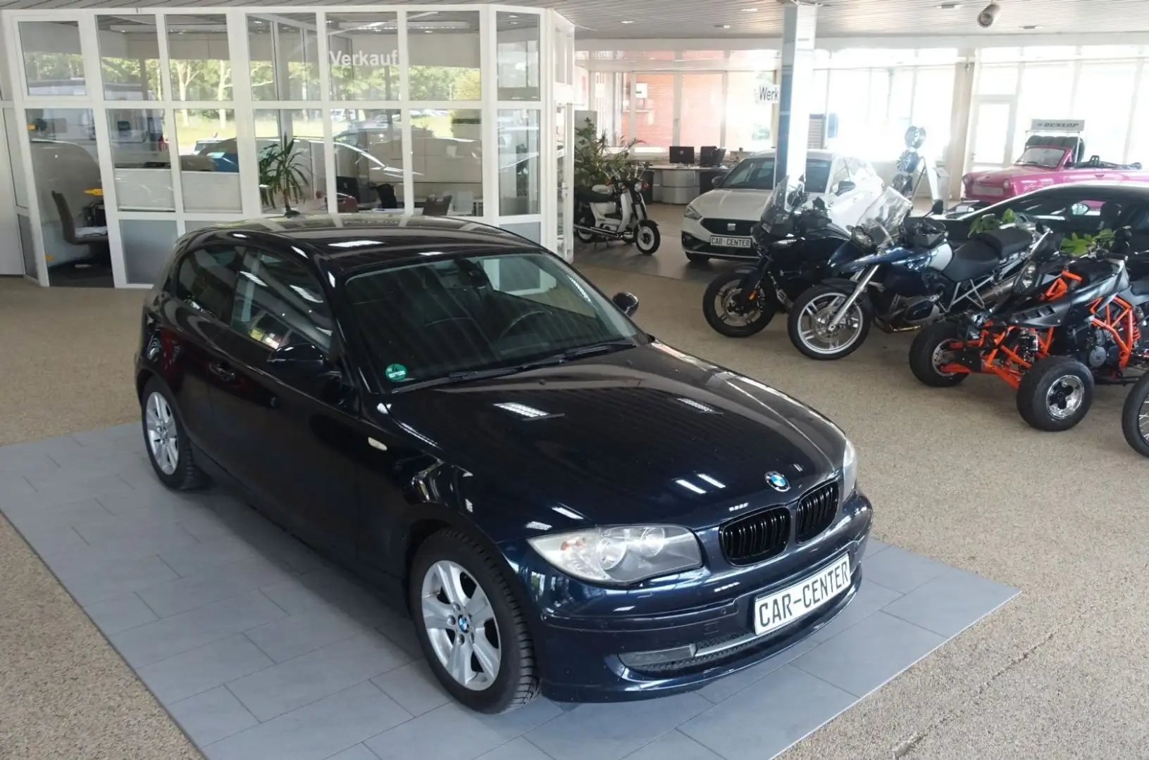 BMW 116 Baureihe 1 Lim. 116i SHZ / AHK / TEMP / NAVI Blu/Azzurro - 2