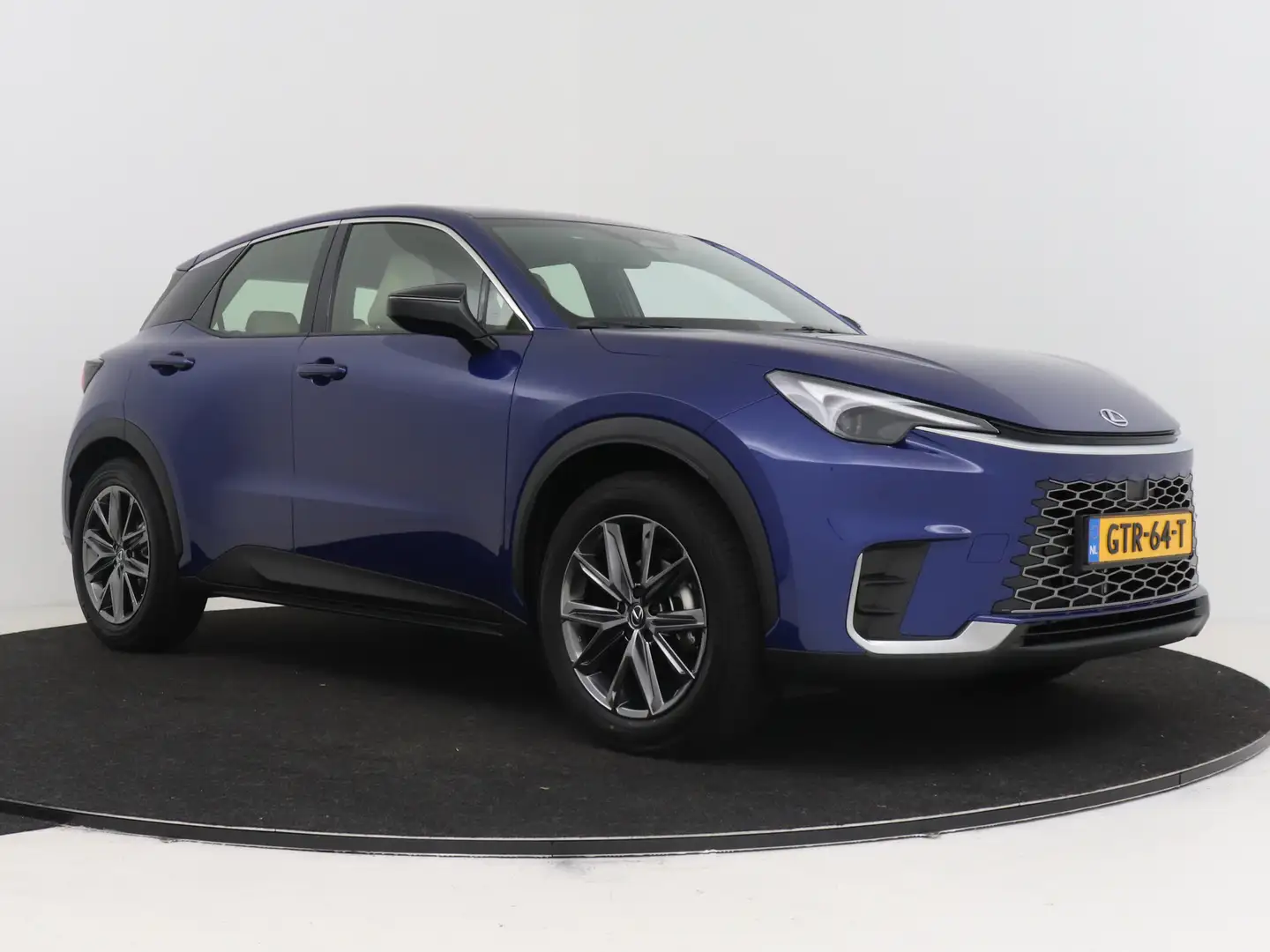 Lexus LBX 1.5 Hybrid Elegant | Leder | Stoel- en stuurverwar Blauw - 2