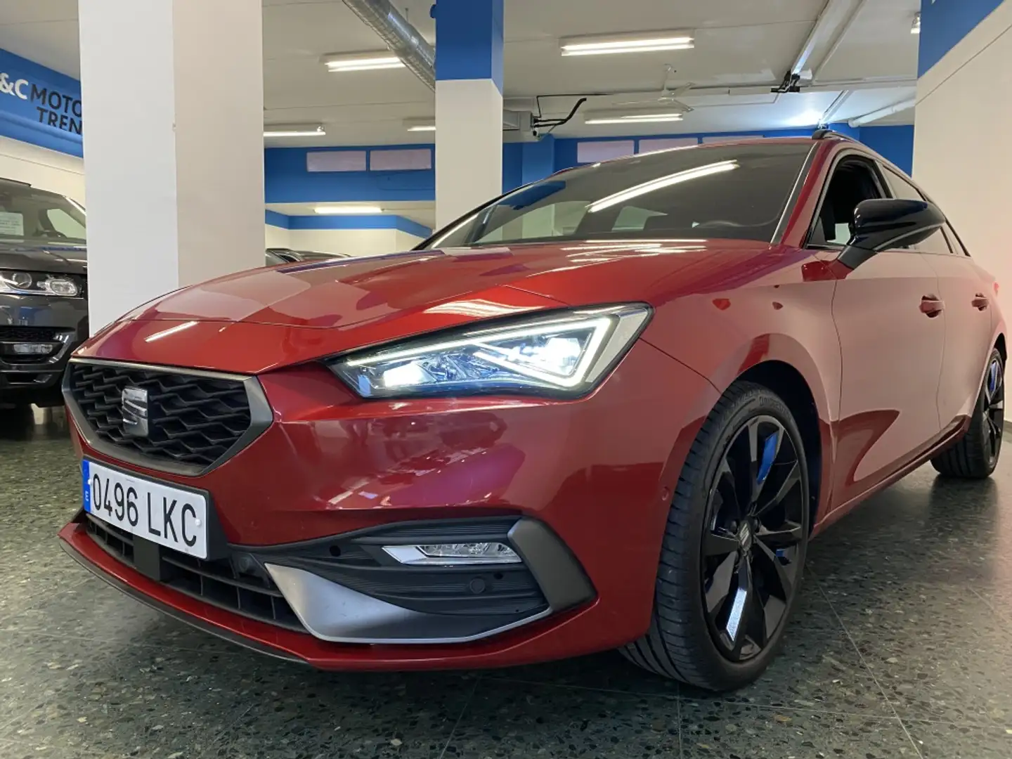 SEAT Leon ST 1.5 eTSI S&S FR DSG-7 150 Burdeos - 1