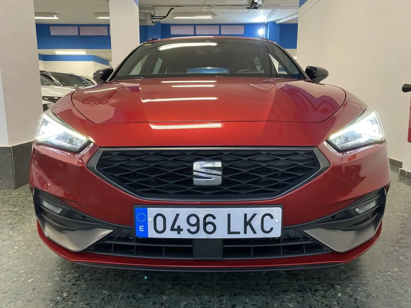 SEAT Leon ST 1.5 eTSI S&S FR DSG-7 150 Burdeos - 2