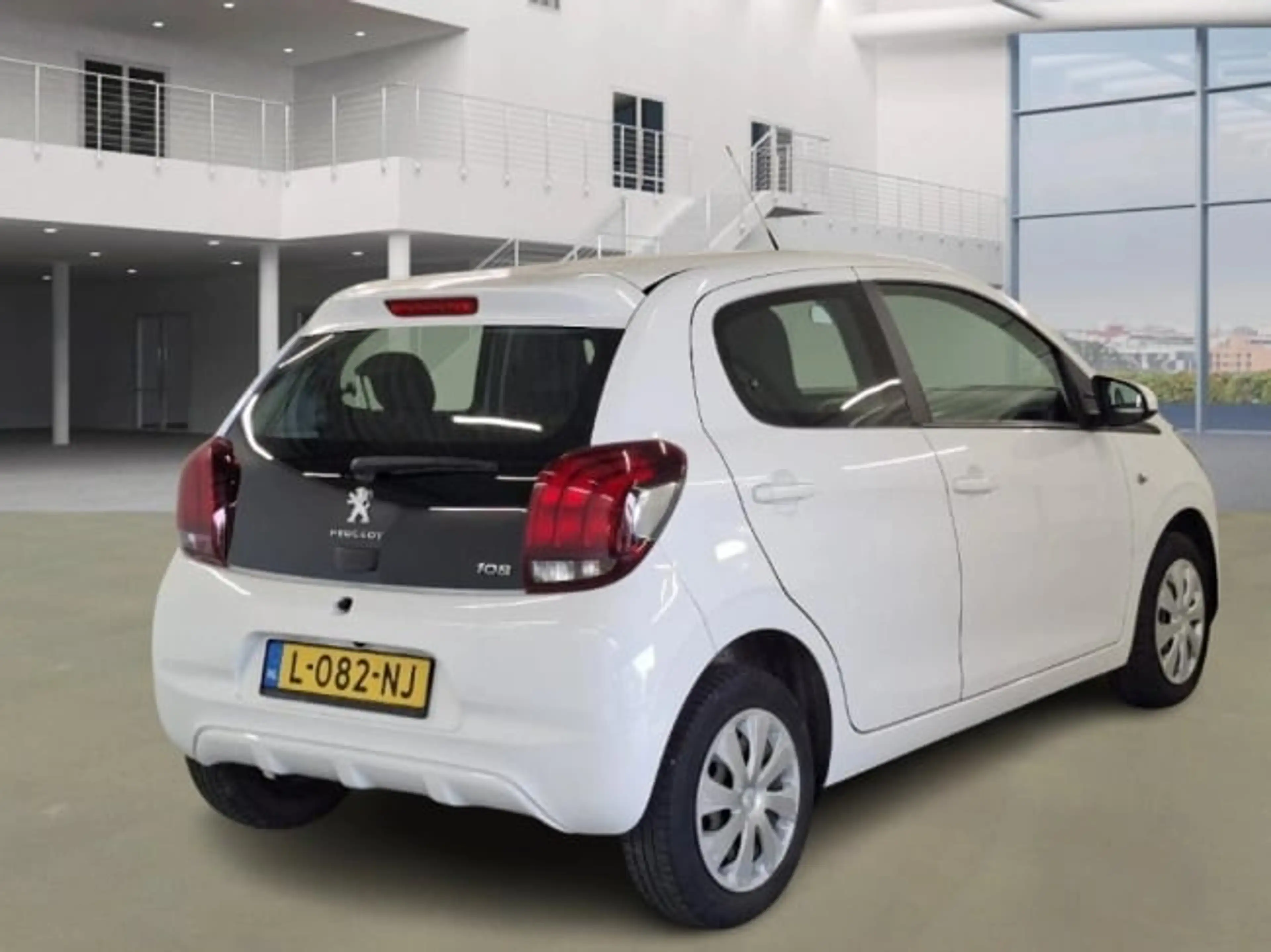 Peugeot 108 1.0 e-VTi Active Camera | Carplay | Airco | Bleuto — photo 2