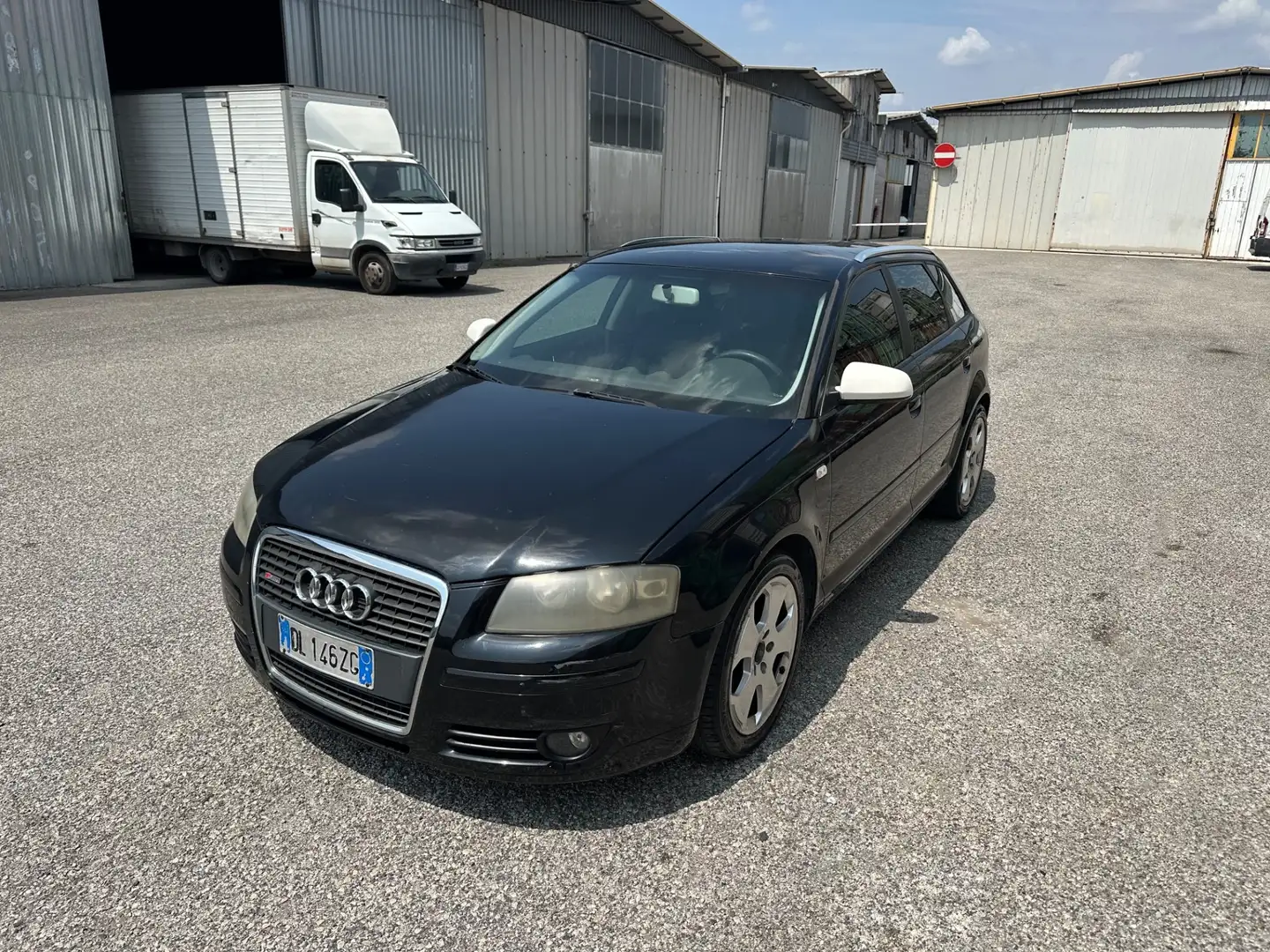 Audi A3 SPB 2.0 TDI F.AP. Ambition Schwarz - 1