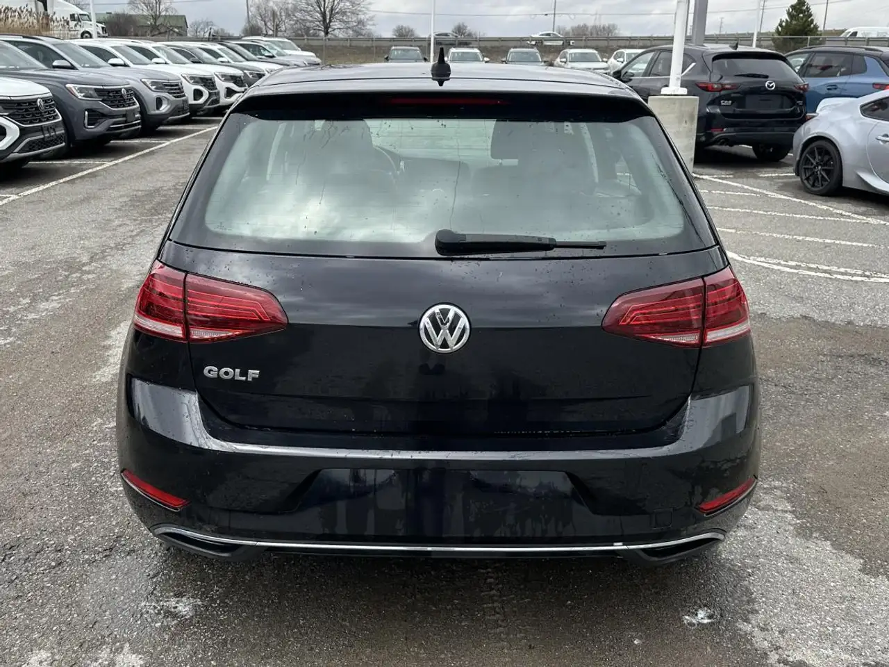 Volkswagen Golf снимка Volkswagen Golf