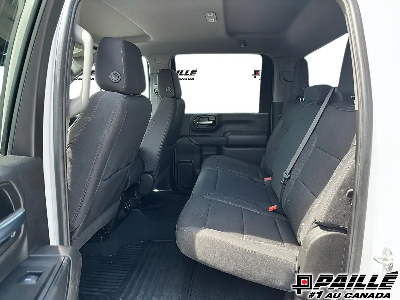 Chevrolet Silverado 2500 снимка Chevrolet Silverado 2500