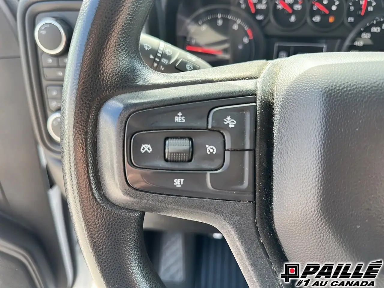 Chevrolet Silverado 2500 снимка Chevrolet Silverado 2500