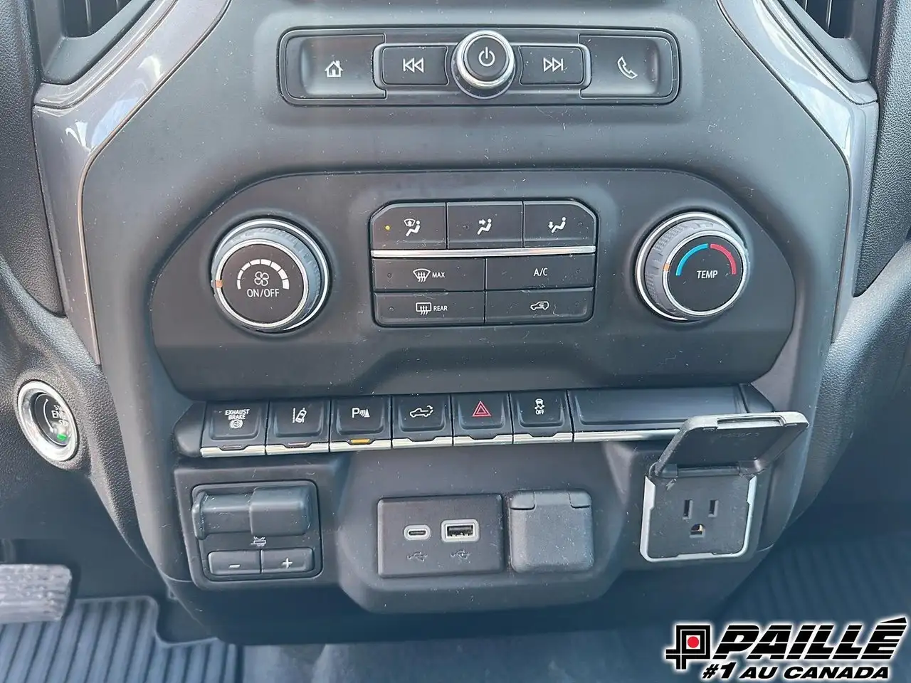 Chevrolet Silverado 2500 снимка Chevrolet Silverado 2500