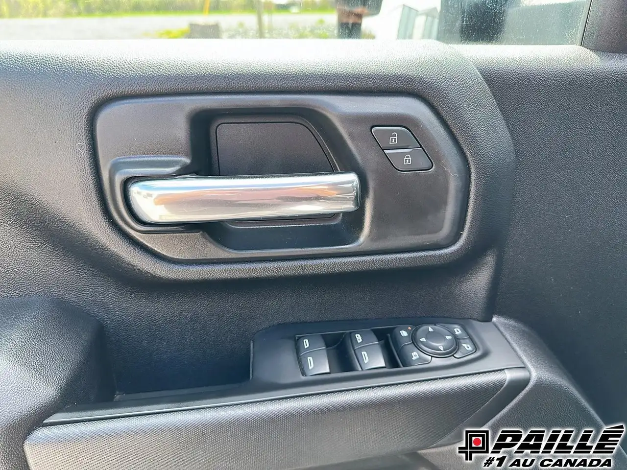 Chevrolet Silverado 2500 снимка Chevrolet Silverado 2500