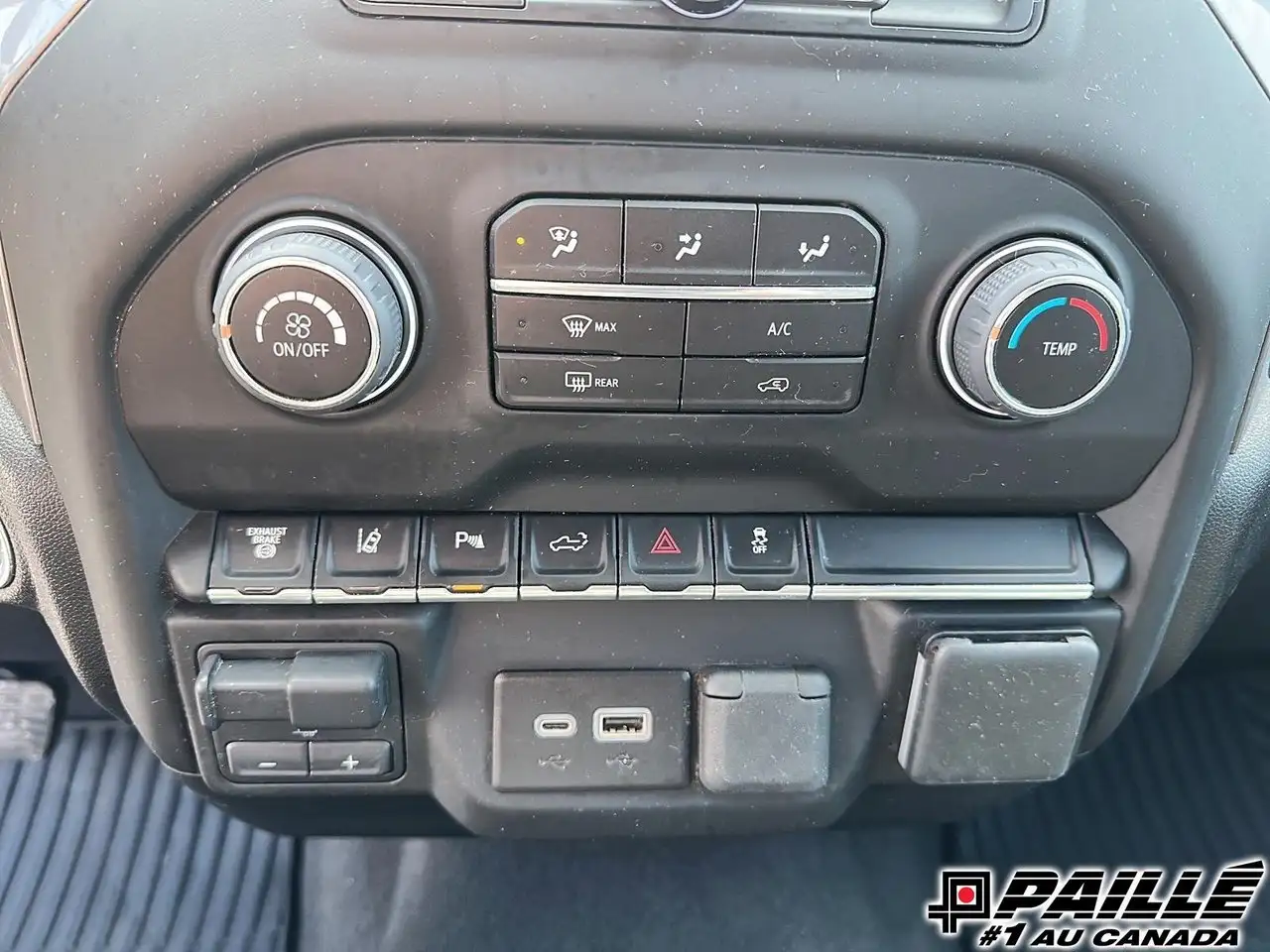 Chevrolet Silverado 2500 снимка Chevrolet Silverado 2500