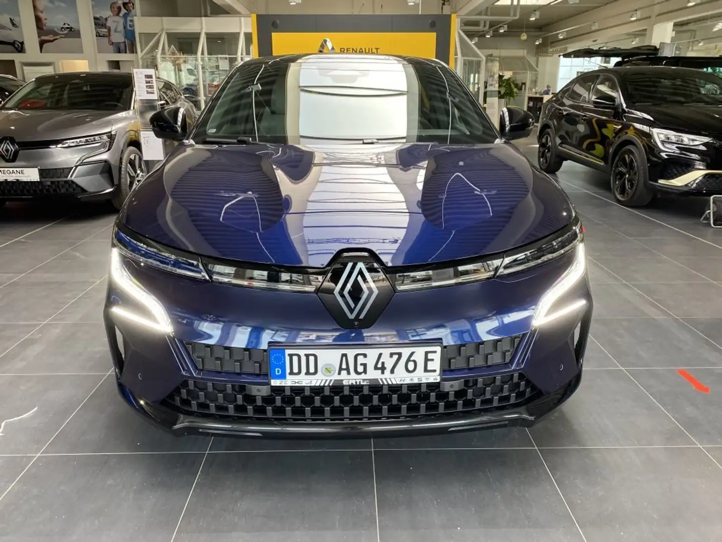 Renault Megane E-Tech Techno EV60 220hp optimum charge Blau - 2