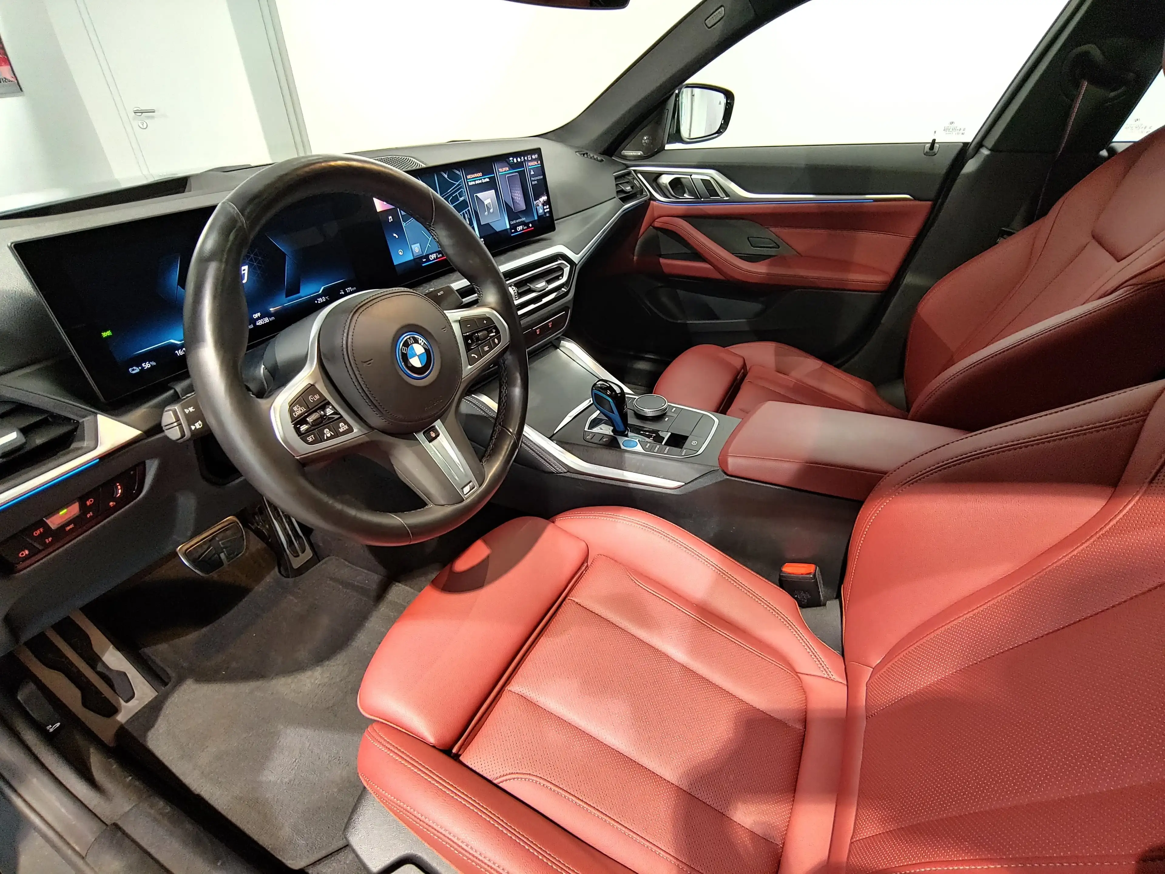 BMW i4 eDrive35 Sportpaket HK HiFi DAB GSD Shz — photo 10