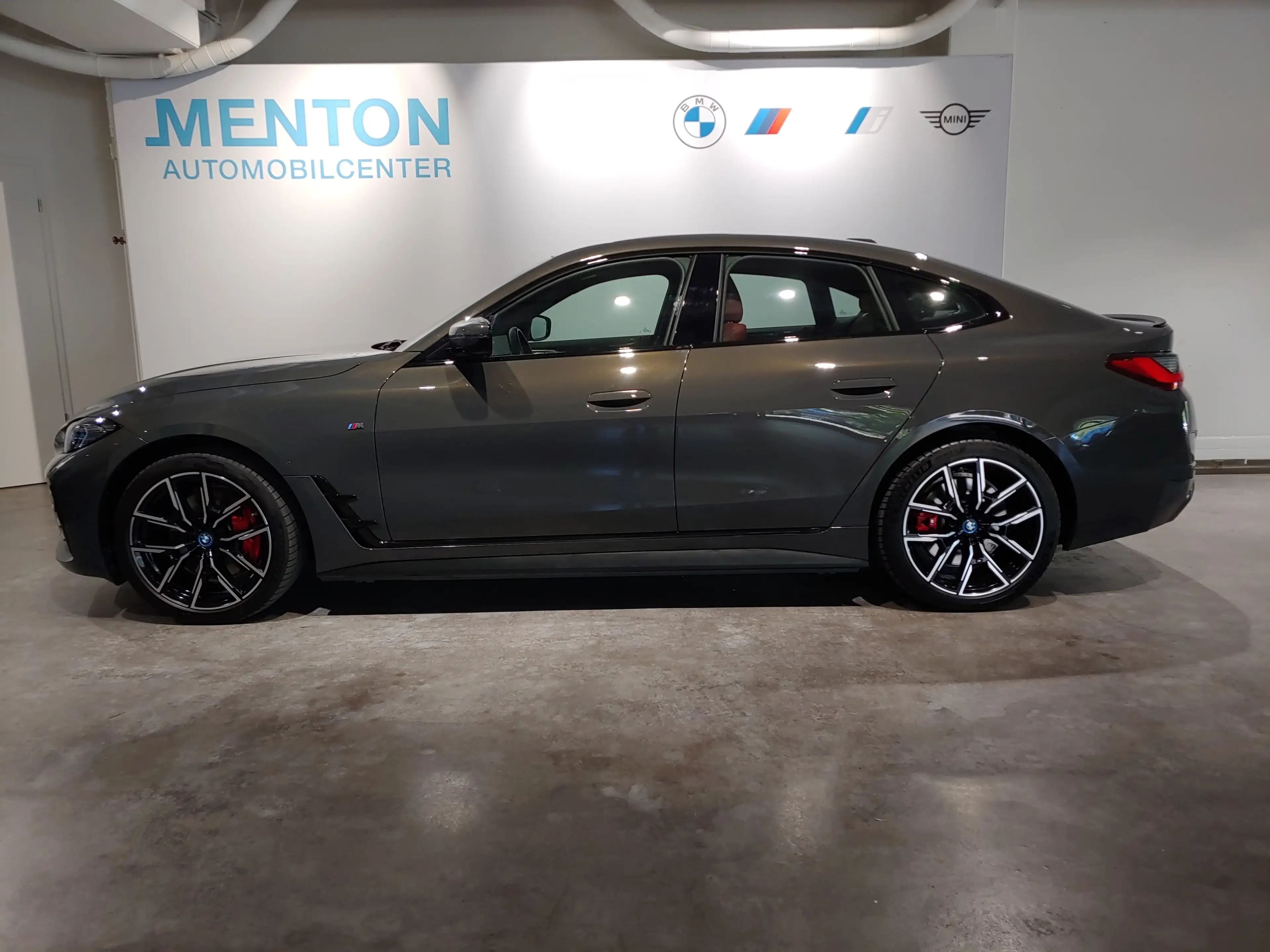 BMW i4 eDrive35 Sportpaket HK HiFi DAB GSD Shz — photo 4