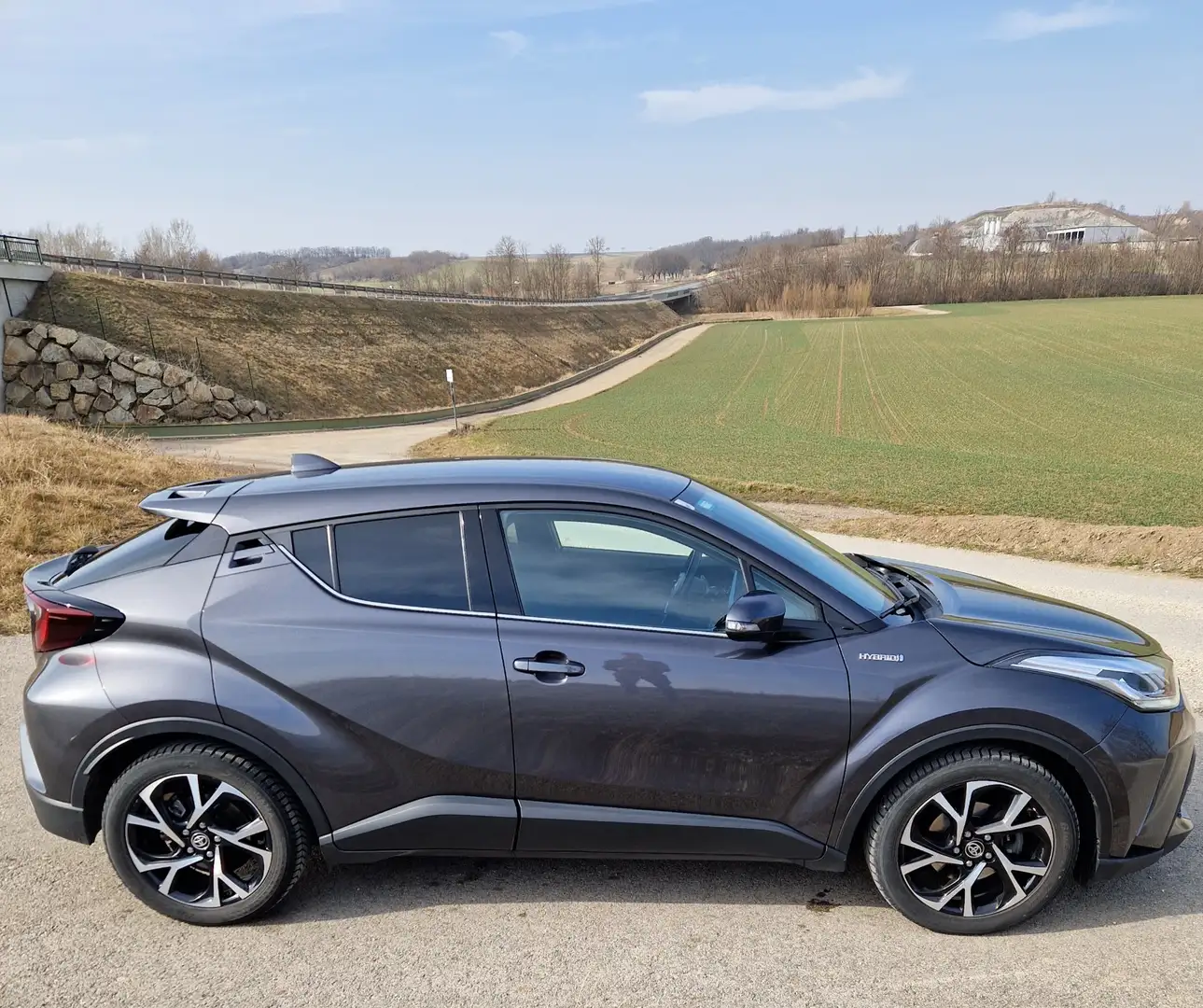 Toyota C-HR 2,0 Hybrid C-LUB CVT mit Sonderausstattung! - 1