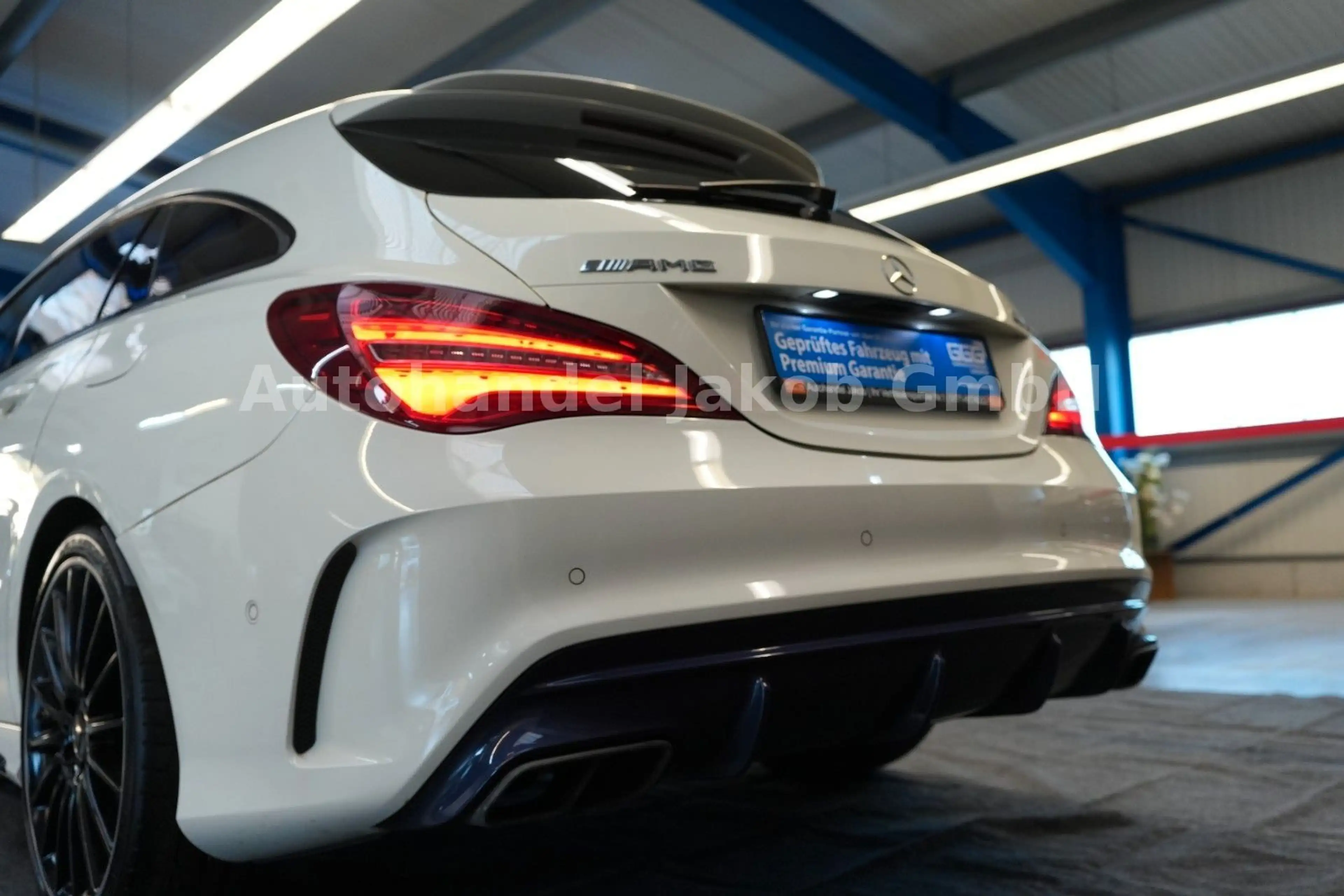 Mercedes-Benz CLA 45 AMG | Dynamic Plus | 24 Monate Garanti — photo 12
