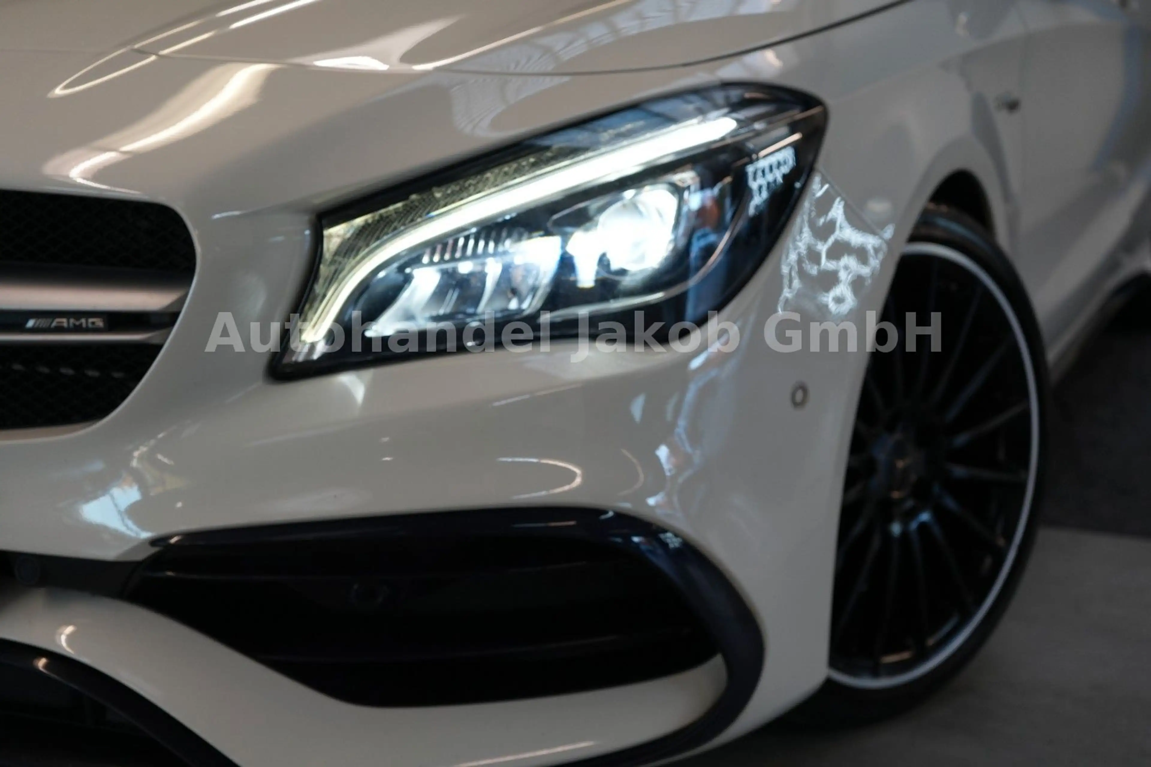 Mercedes-Benz CLA 45 AMG | Dynamic Plus | 24 Monate Garanti — photo 4