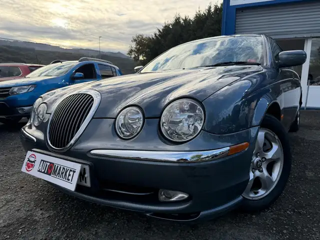 Jaguar S-Type 3.0 V6 Sport
