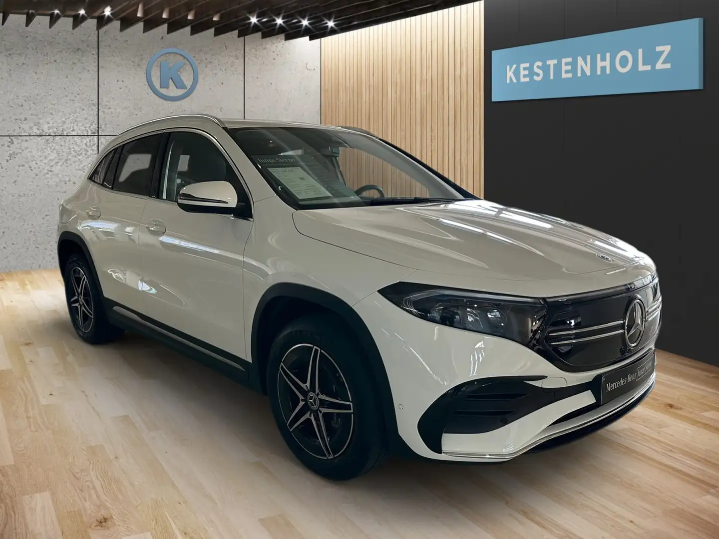 Mercedes-Benz EQA 300 EQA 300 4M *AMG*STHZ*KAMERA*CARPLAY*SHZ*LED* Navi Weiß - 2
