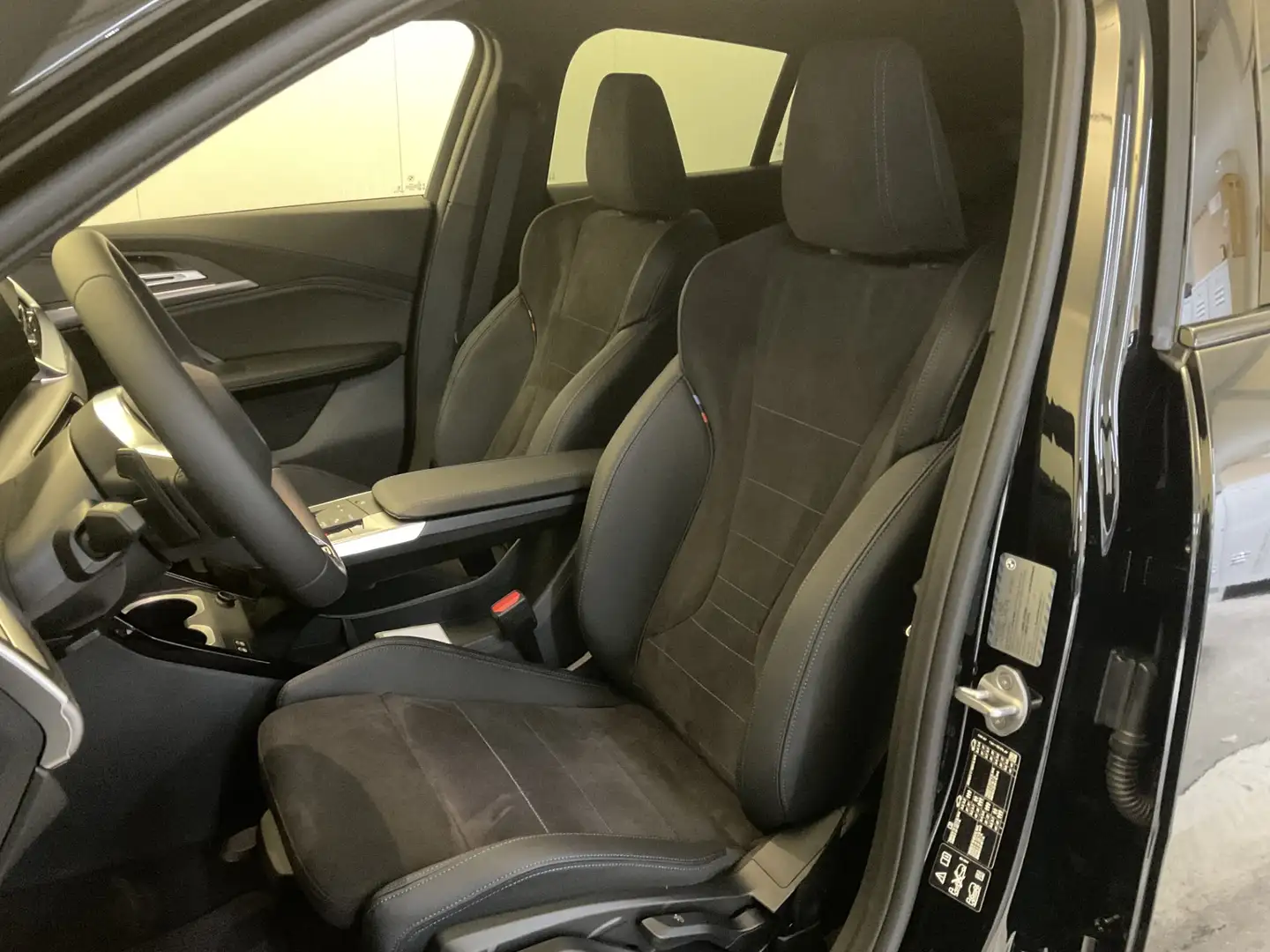 BMW X2 20d xDrive Schwarz - 2