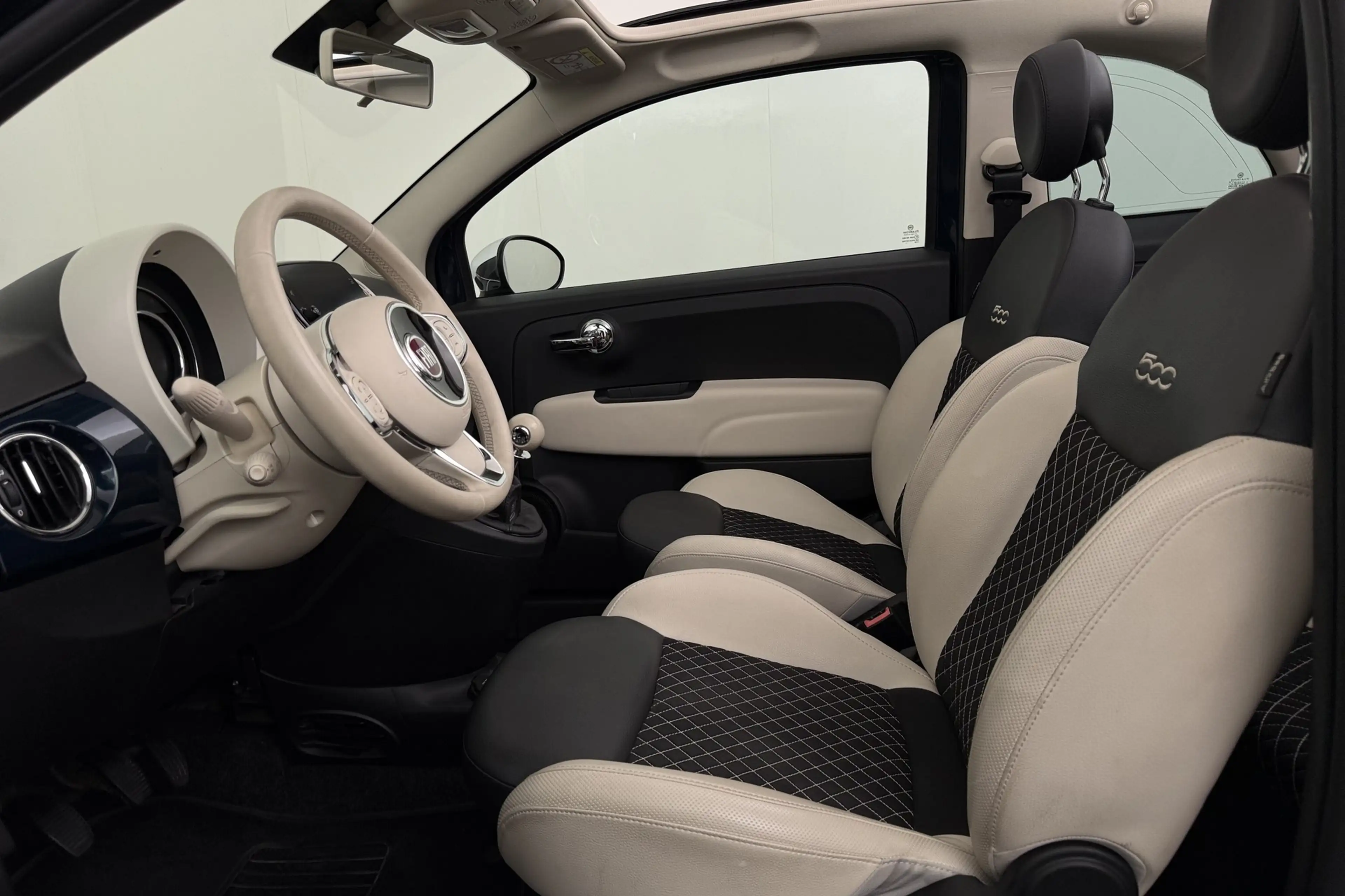 Fiat 500C CABRIO DOLCEVITA 1.0i mHEV + GPS + PDC + HALF/LEDE — photo 10