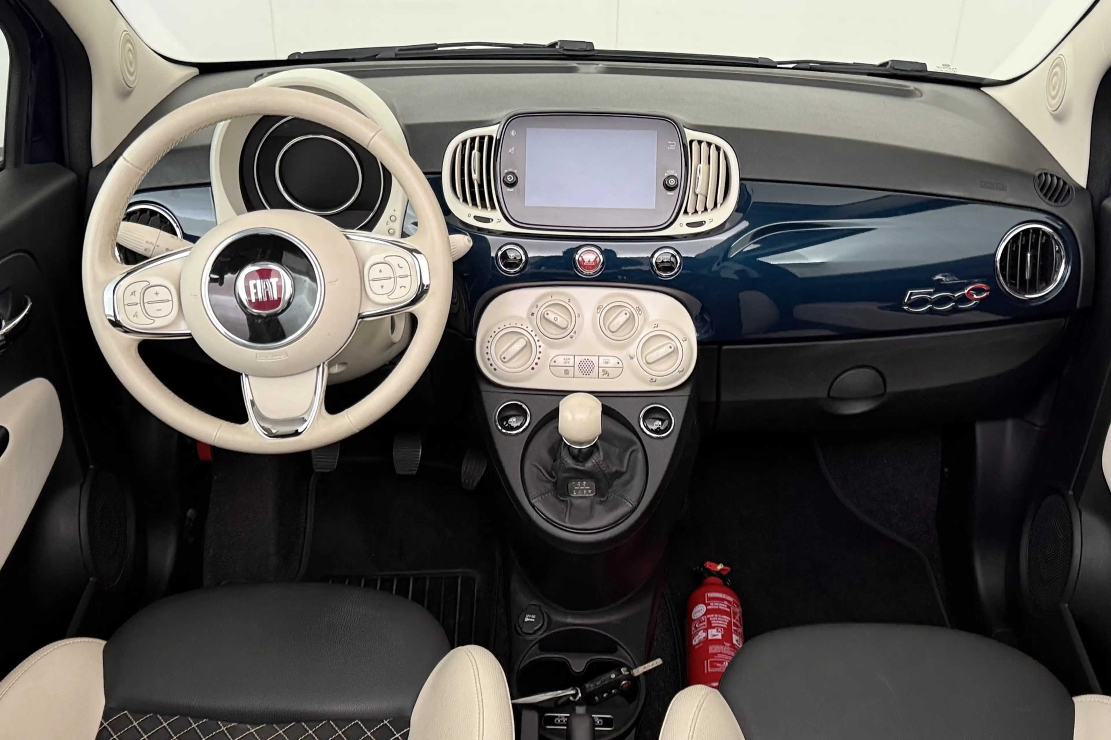 Fiat 500C CABRIO DOLCEVITA 1.0i mHEV + GPS + PDC + HALF/LEDE — photo 9