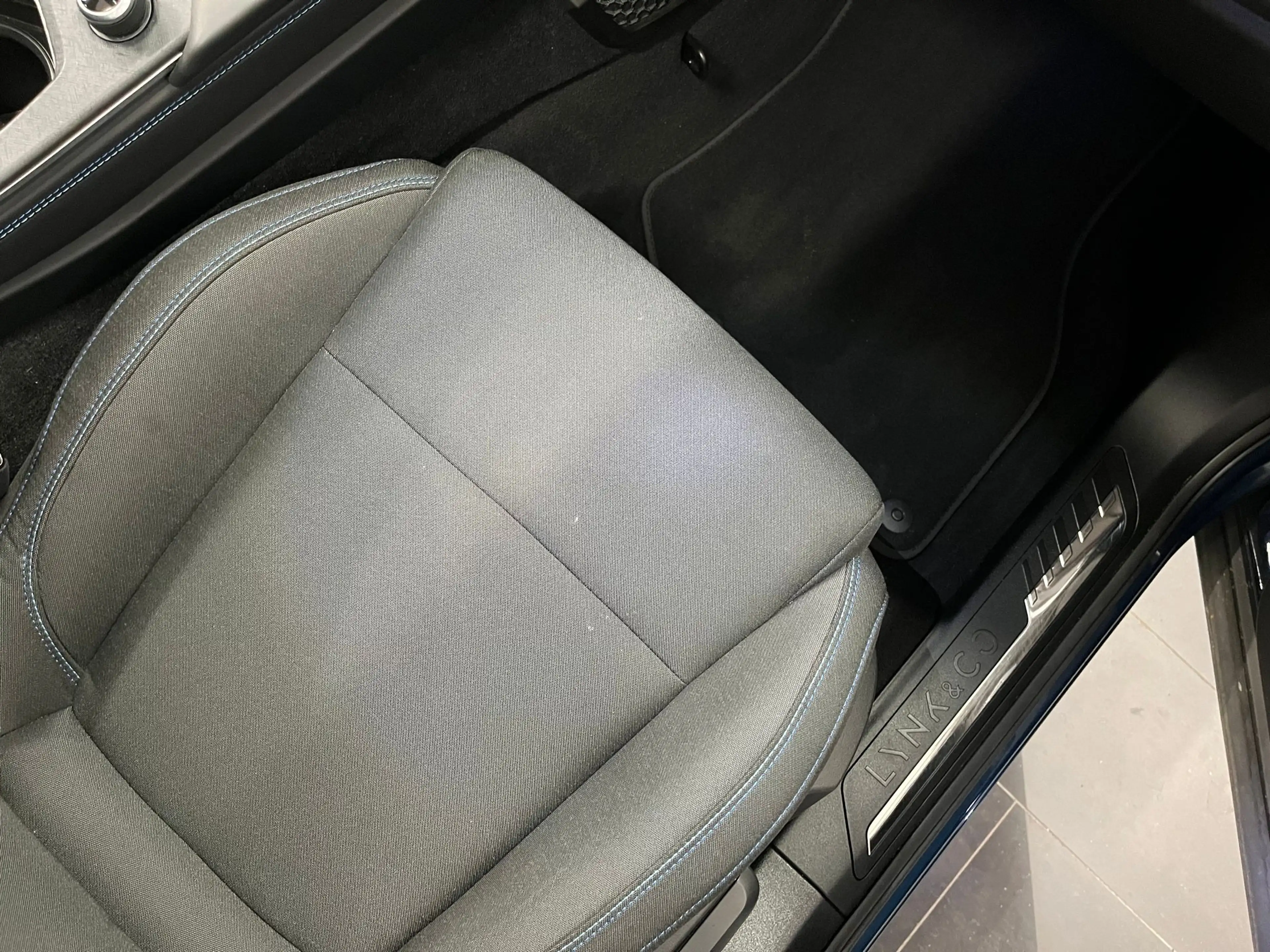 Lynk & Co 01 1.5 | 360 Camera | Apple Carplay\Andorid Auto | Cr — photo 37
