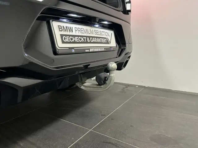 BMW X4 M view 13