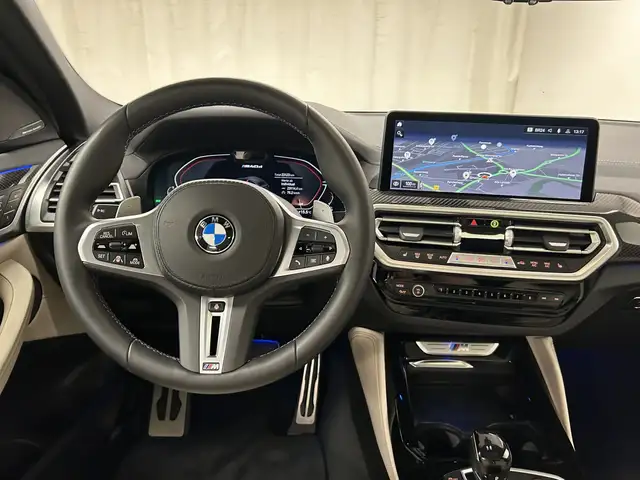 BMW X4 M view 22