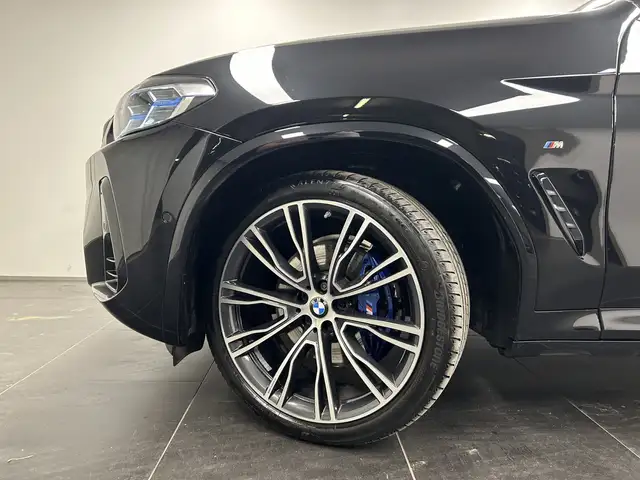 BMW X4 M view 8