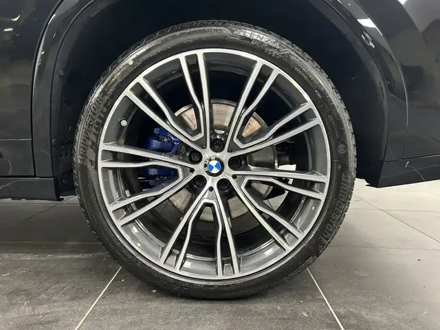 BMW X4 M view 6
