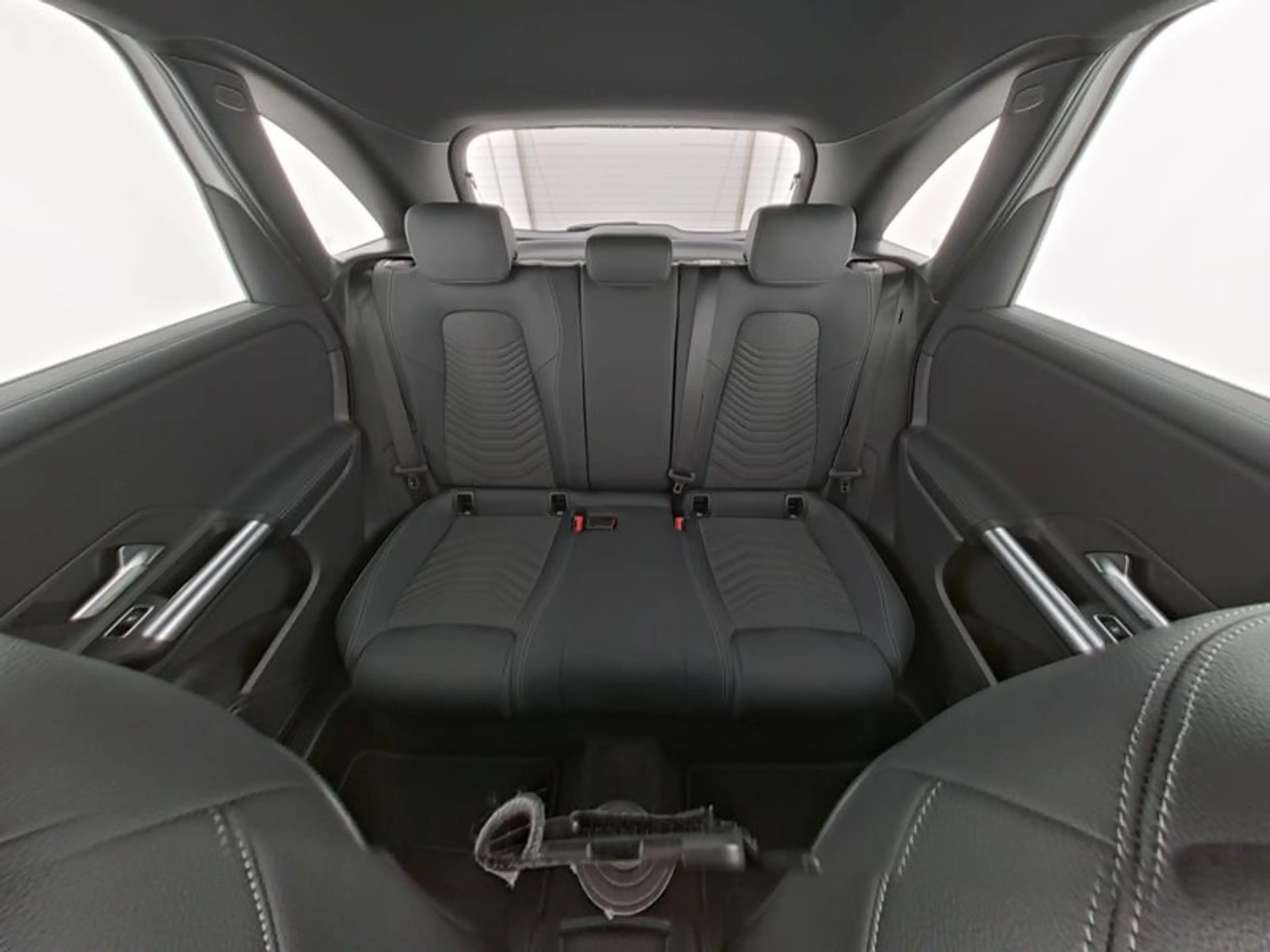 Mercedes-Benz B 200 , PROGRESSIVE KAMERA SPUR PDC SHZ — photo 9