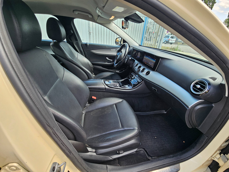 Mercedes-Benz E 200 E 200 d 9G-TRONIC Avantgarde Widescreen Navi Kamera PDC — photo 10