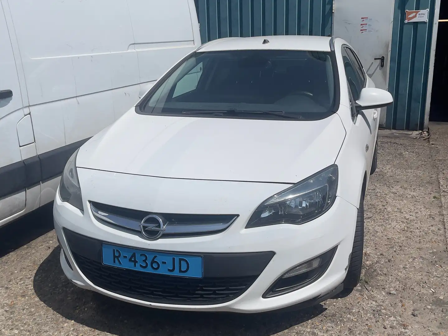 Opel Astra Astra 2.0 CDTi Design Edition Wit - 1